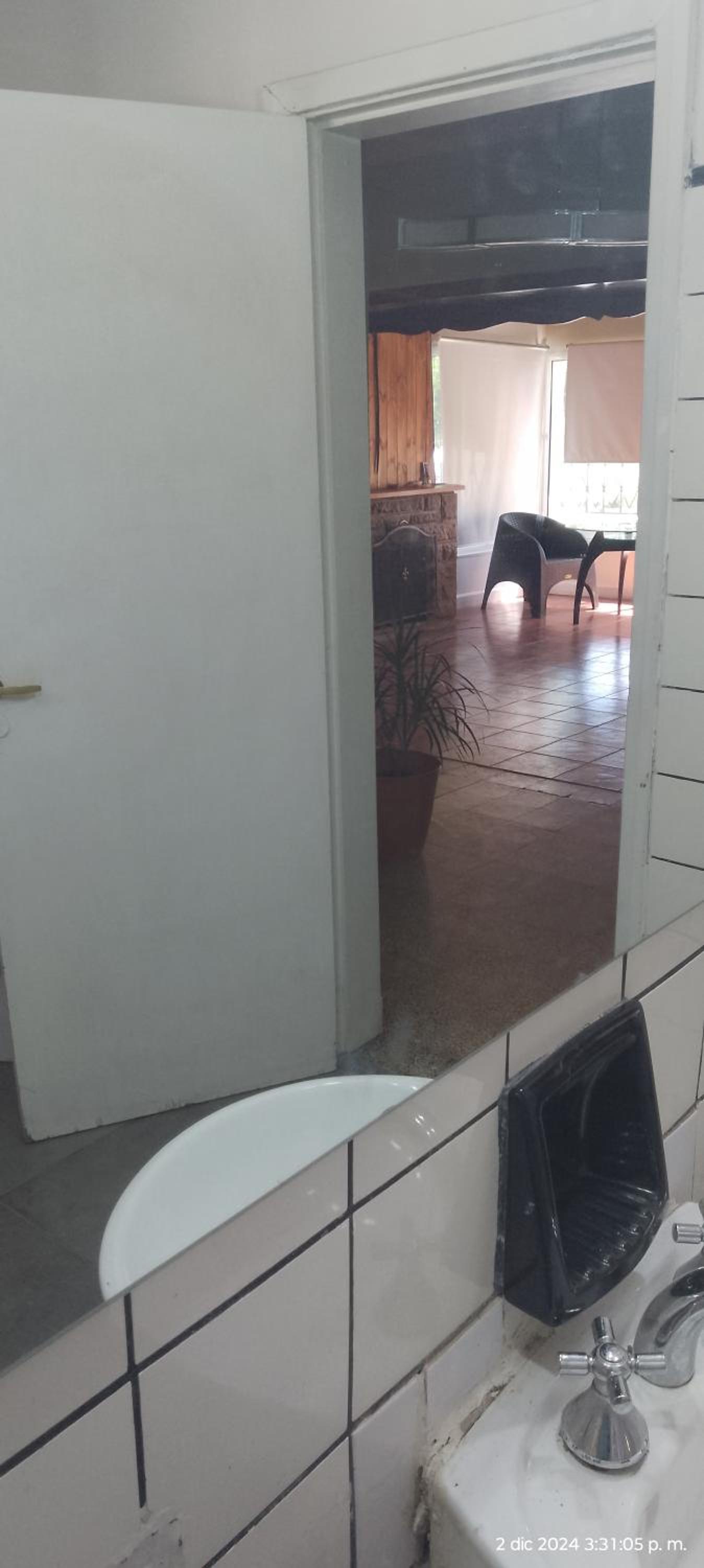 Esquel Home