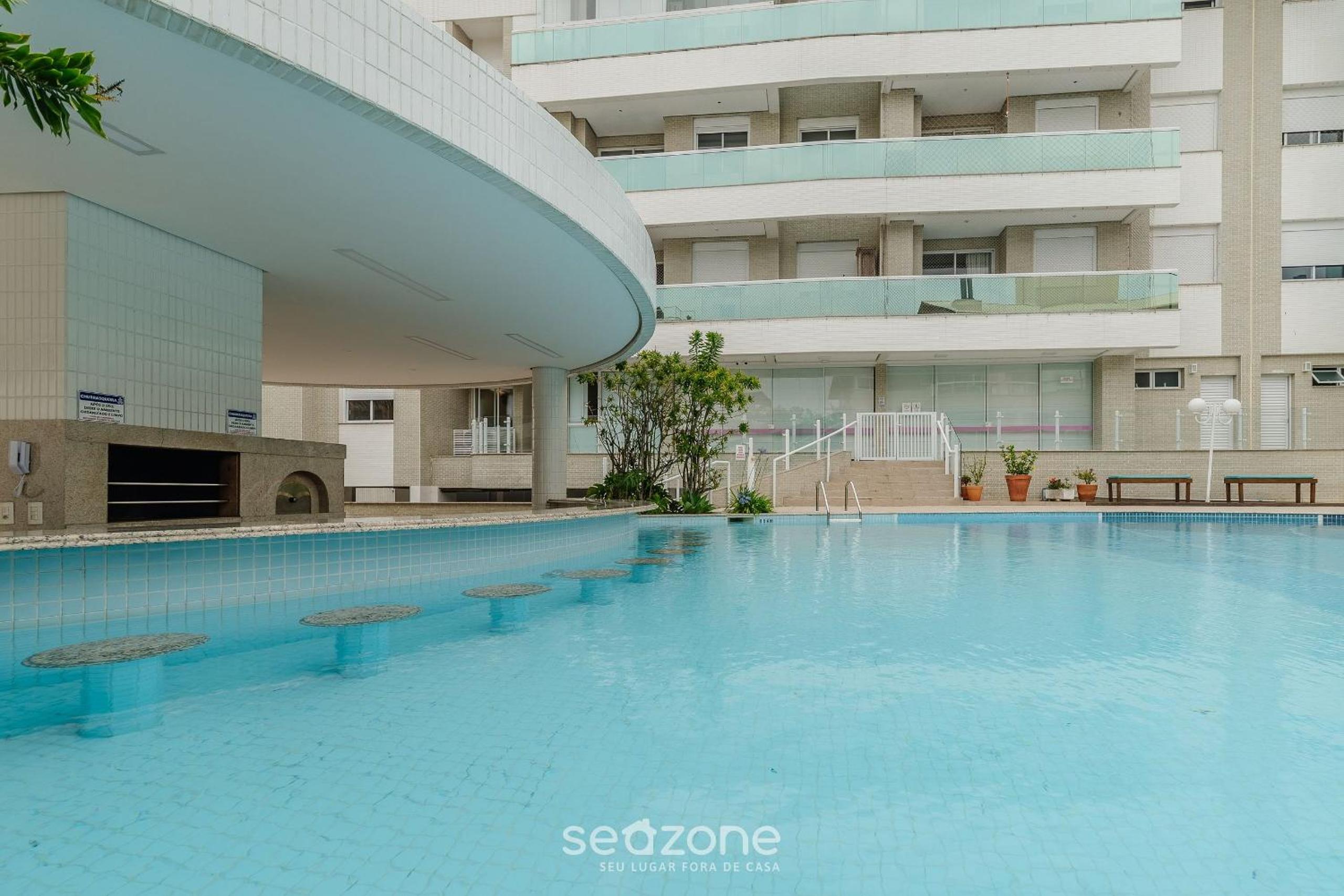 Apt w/ side sea view, seaside condominium RAP0306