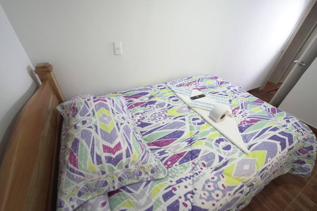 Casa 2 Pisos con WIFI para máximo 17 Huespedes a 5 min del centro