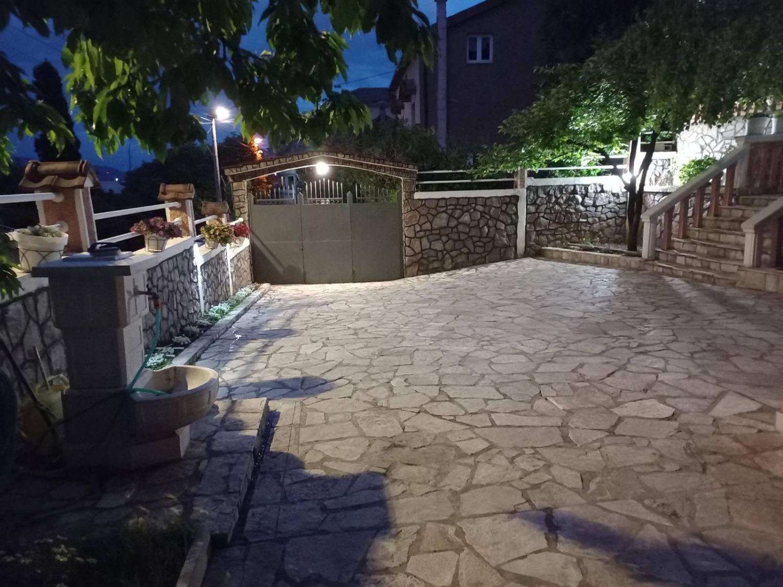 Apartmani Breze view 5