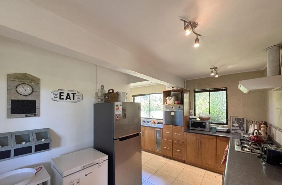 Casa en lago rapel, quincho, piscina, acceso al lago Familiar