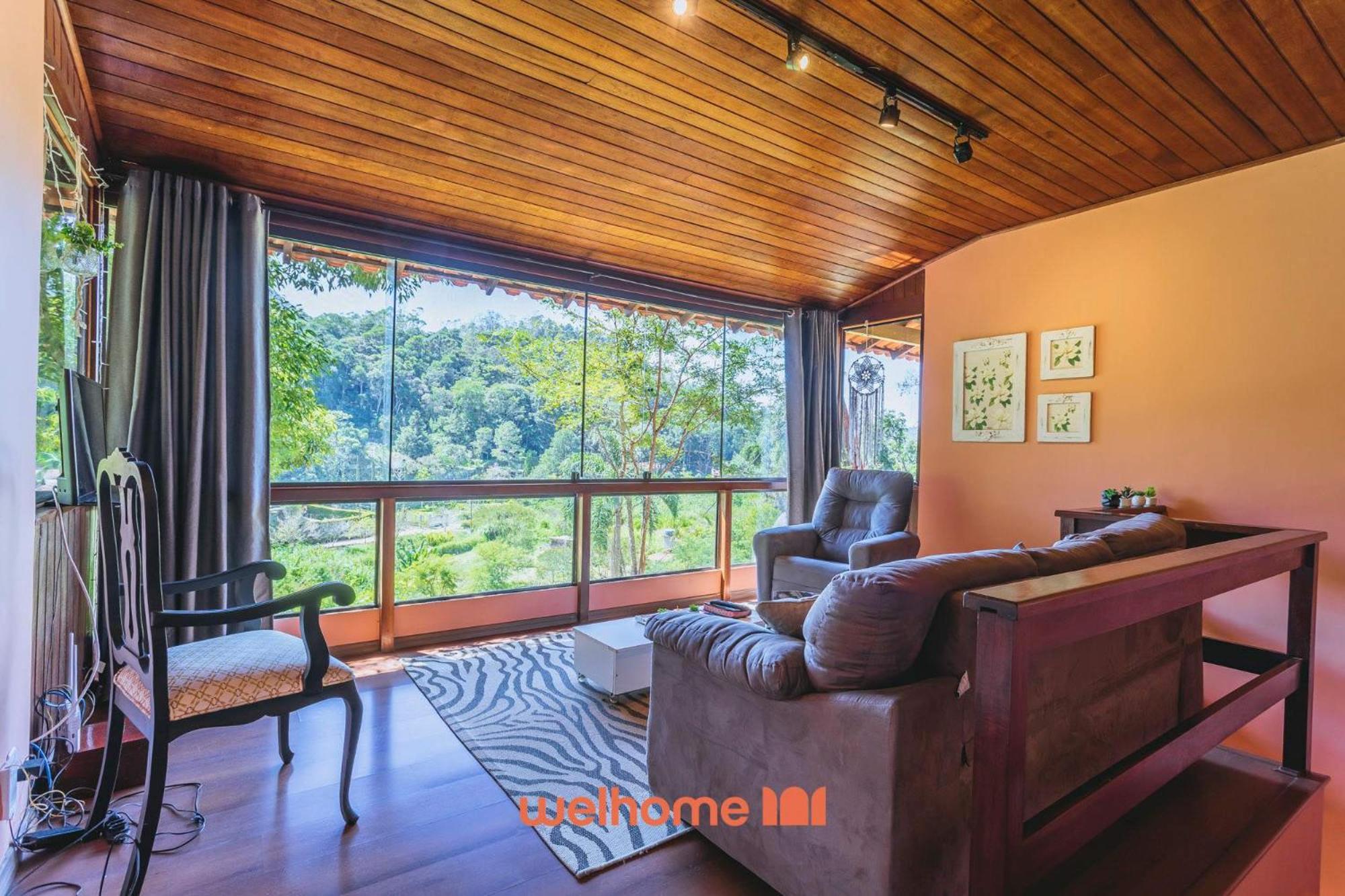 Casa em Teresópolis vista para a Pedra Tartaruga