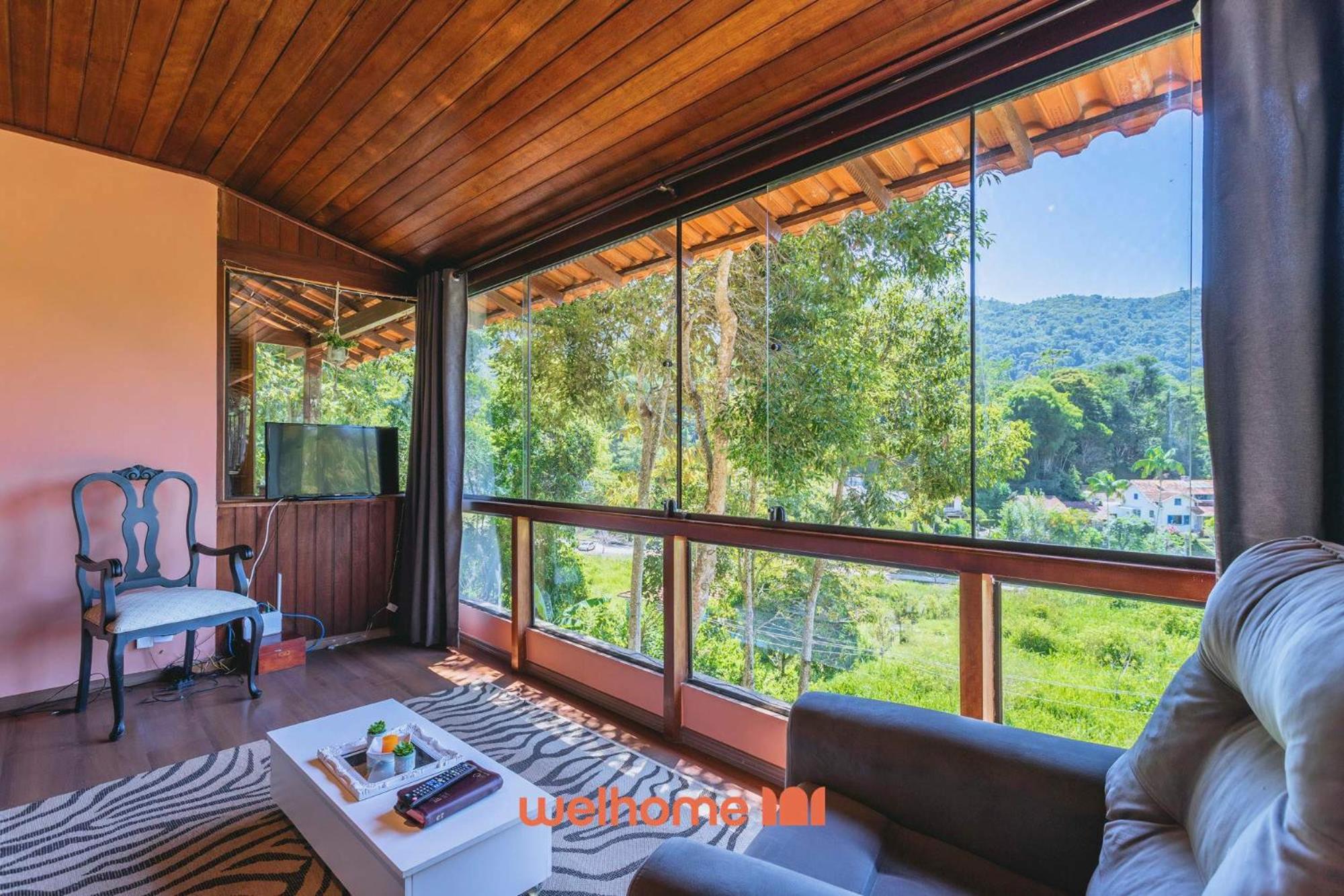 Casa em Teresópolis vista para a Pedra Tartaruga