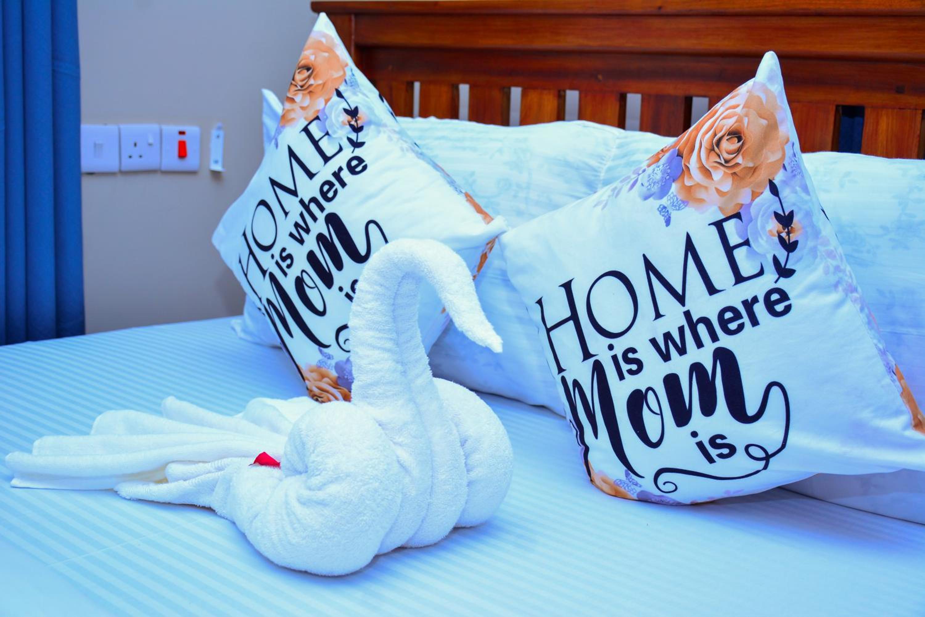 Villa Home Hotel & Apartment view 2