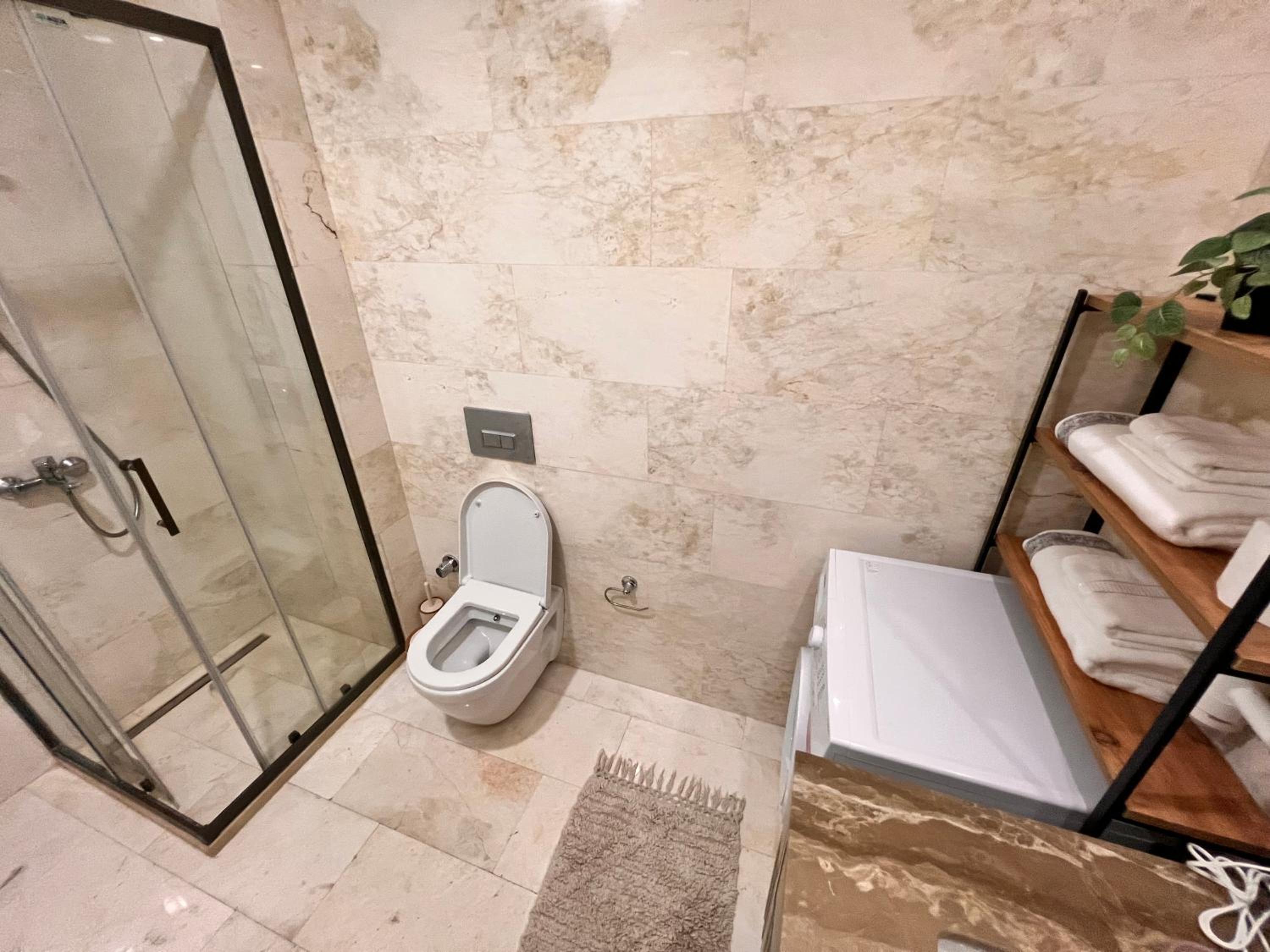 G Tower Residence at Divan Near To Mimar Sinan Metro Station