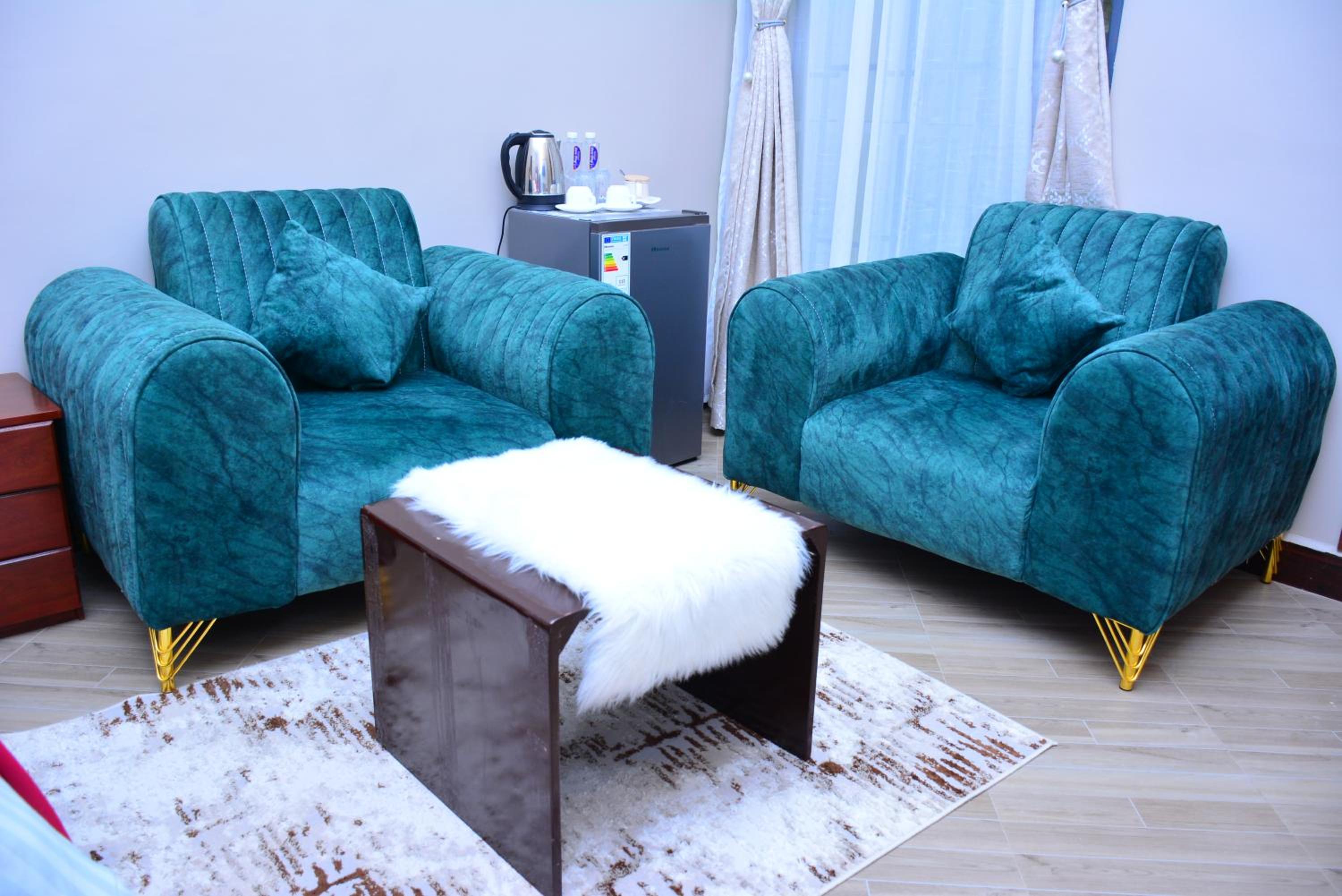 Villa Home Hotel & Apartment view 4
