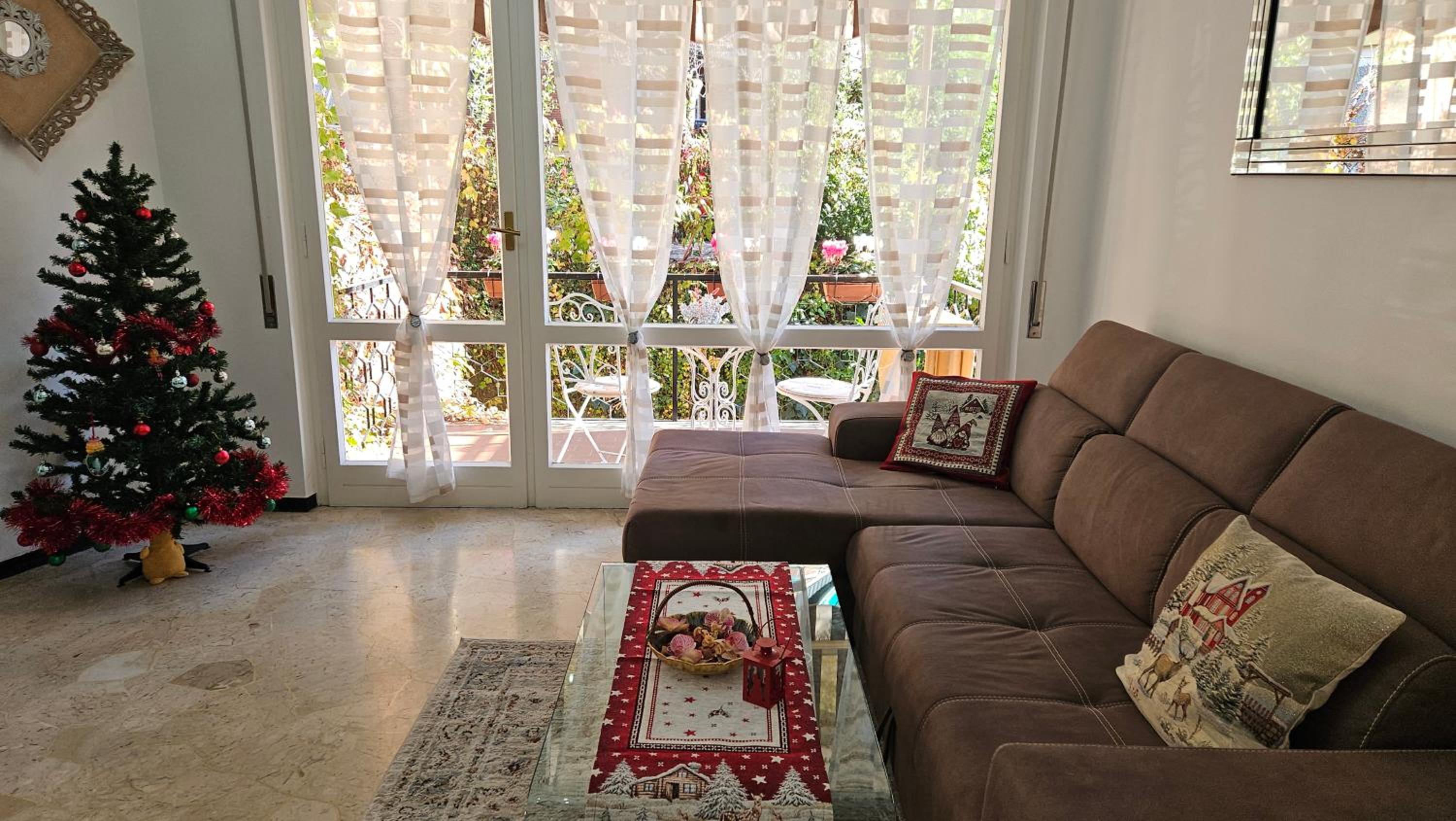 Casa con giardino vicino al mare