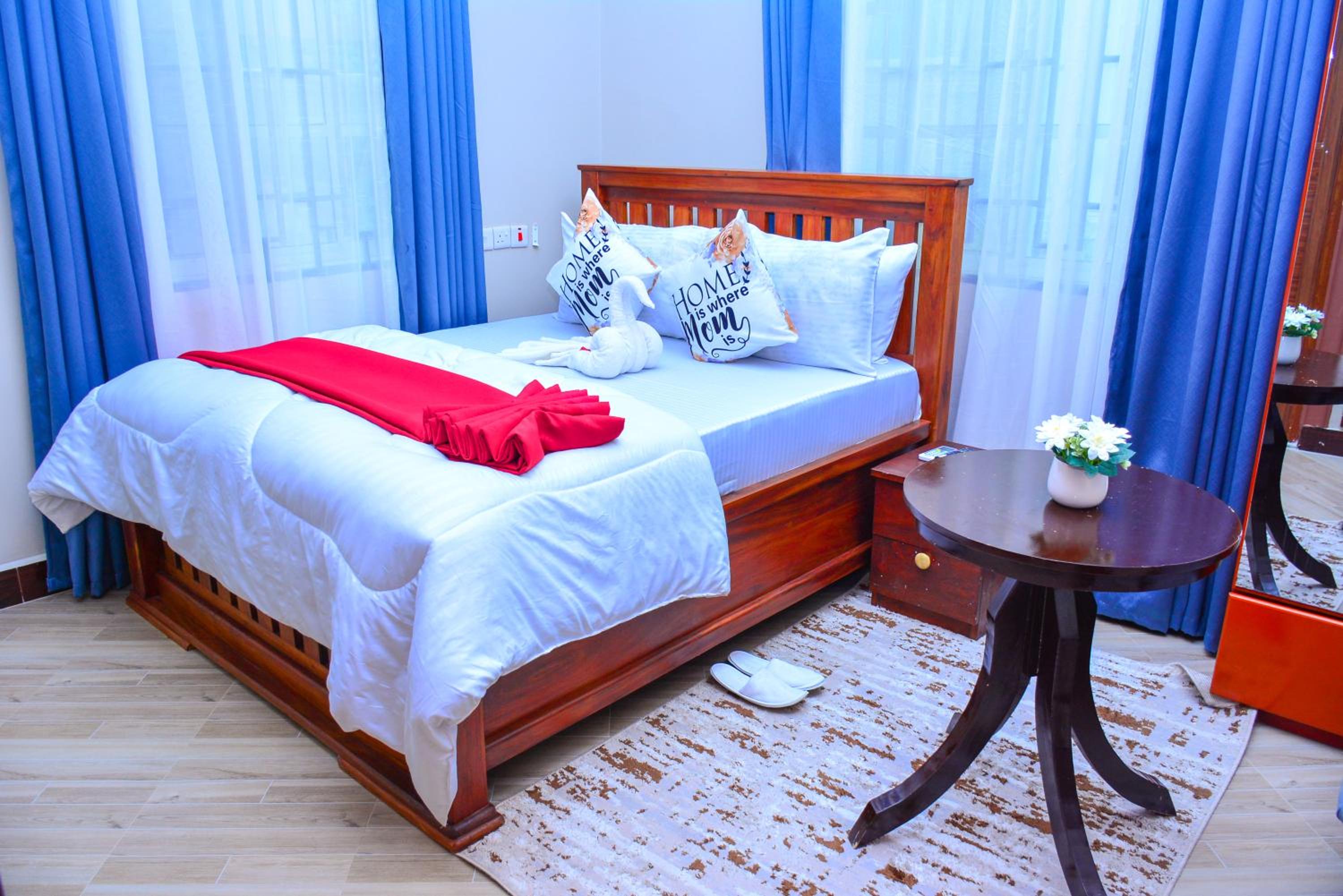 Villa Home Hotel & Apartment view 5