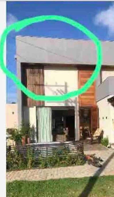 Casa de praia, com piscina, em frente a praia, pé na areia