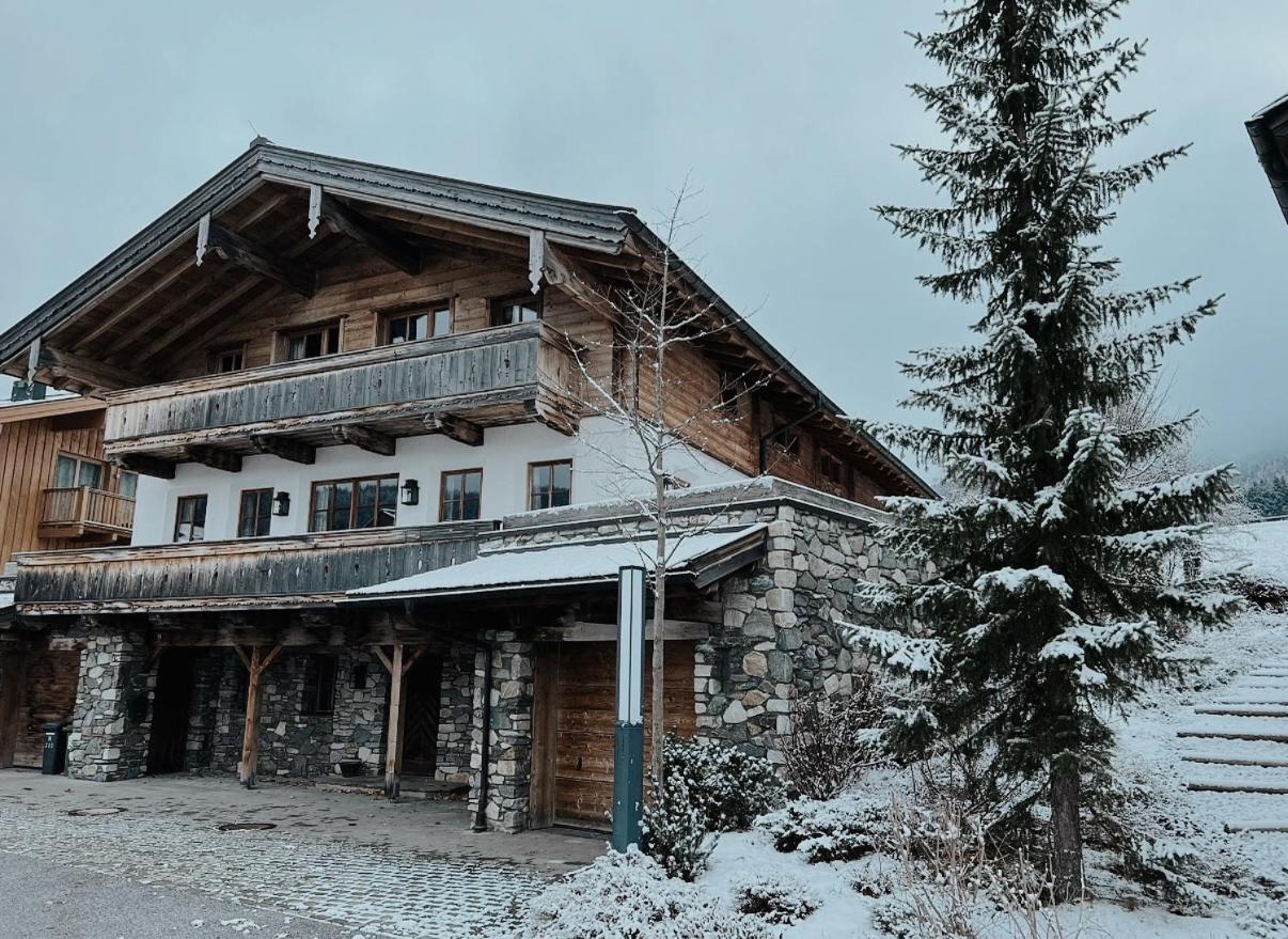 Lux Chalets