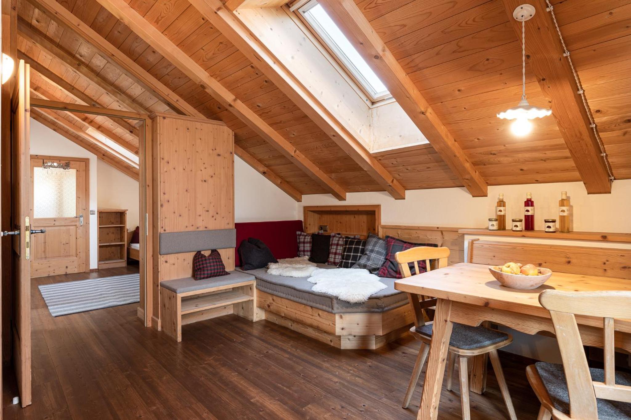 Froetscherhof, Urlaub auf dem Bio-Bauernhof in Brixen, Appartments, Sauna und BrixenCard
