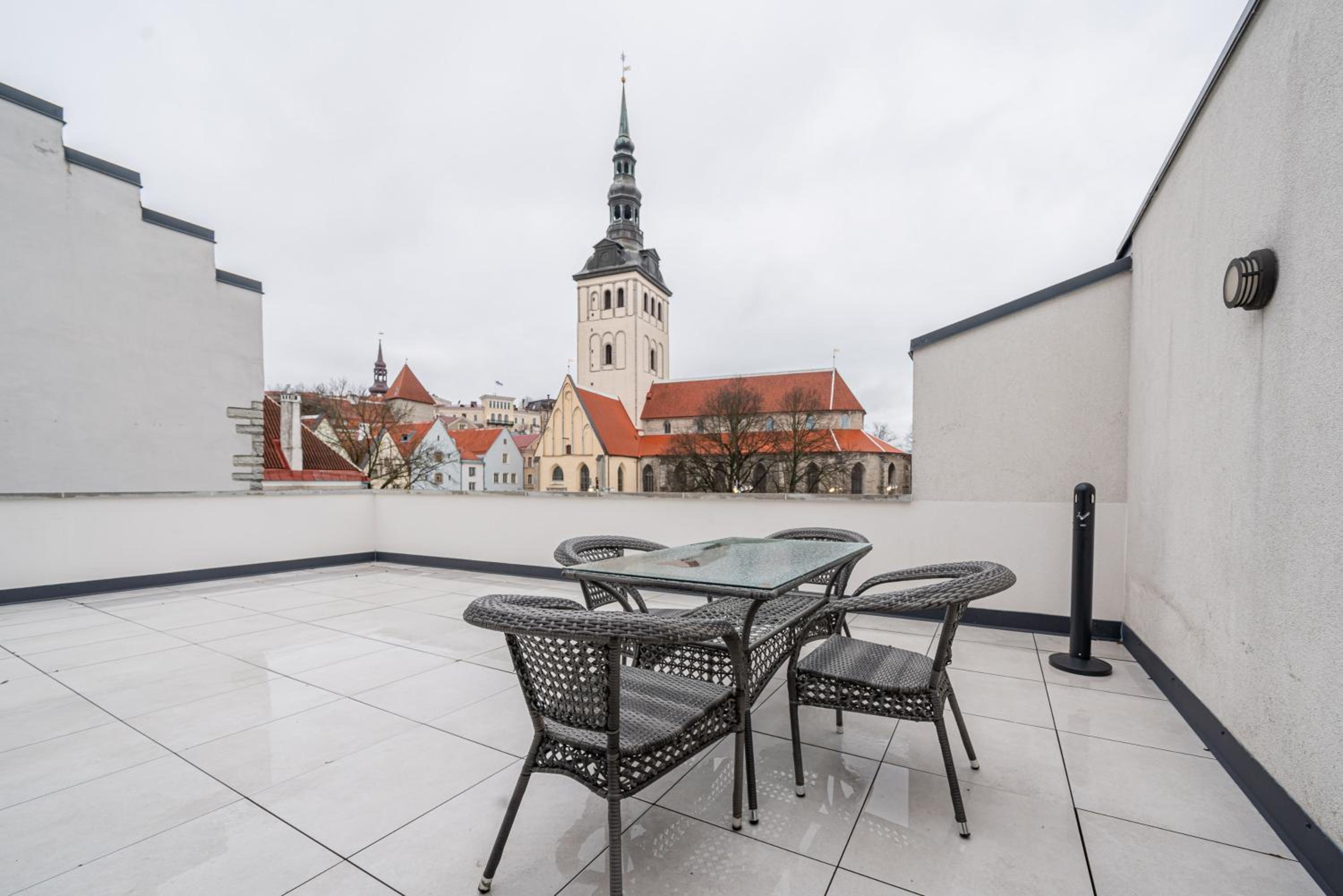 Old Town - Rüütli Apartment view 2
