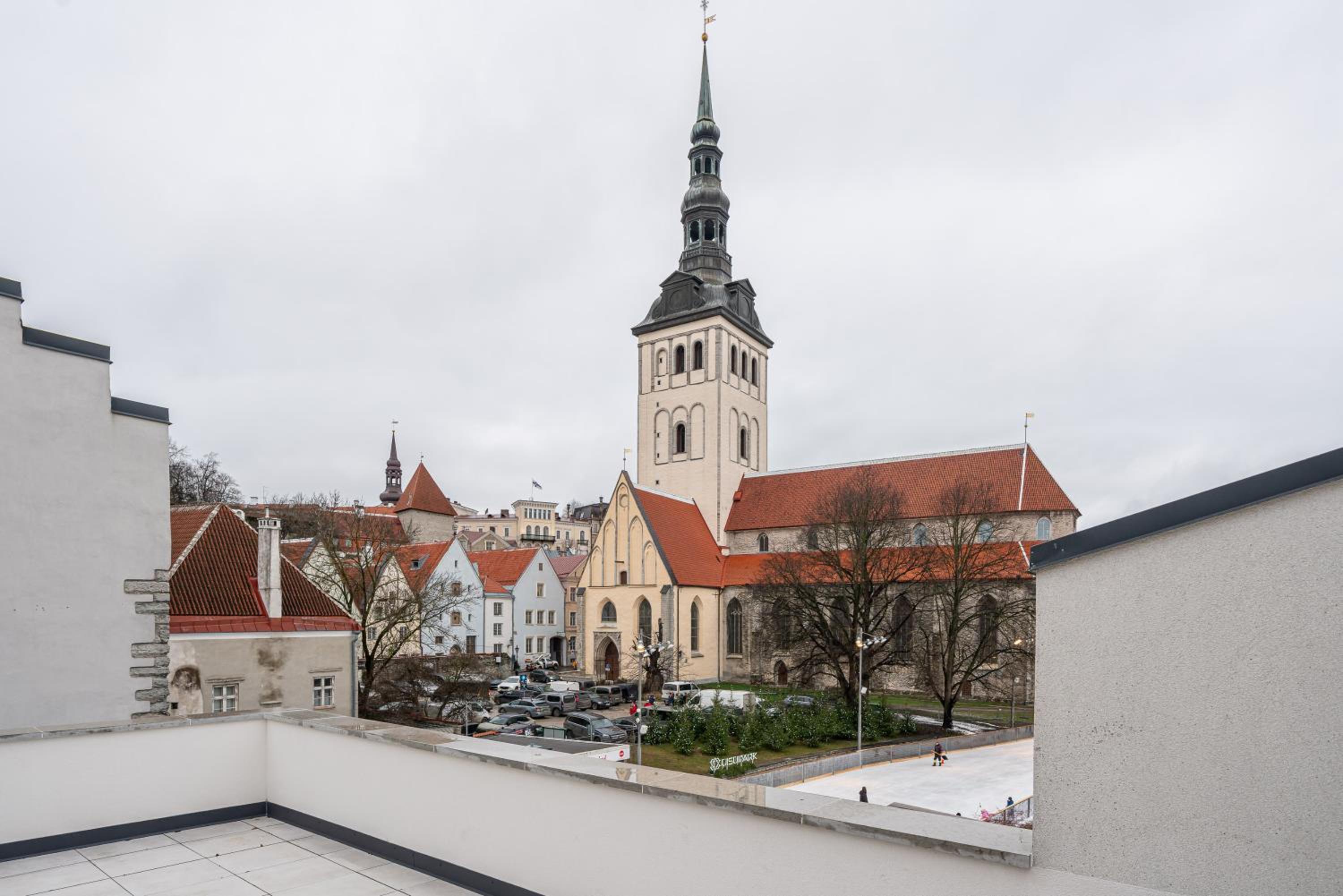 Photo 33