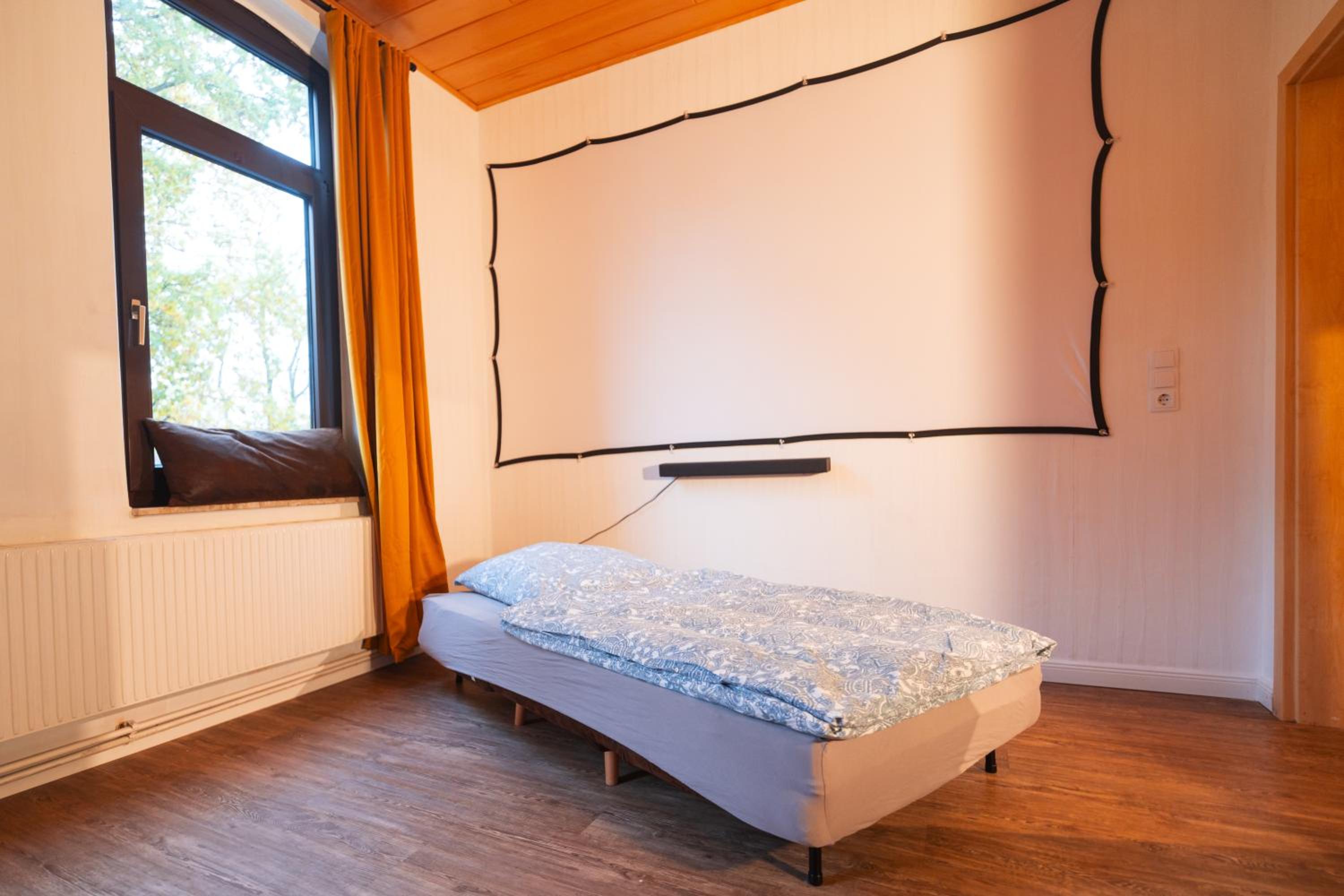 Türchen I Heimkinofeeling & viel Platz in Top Lage