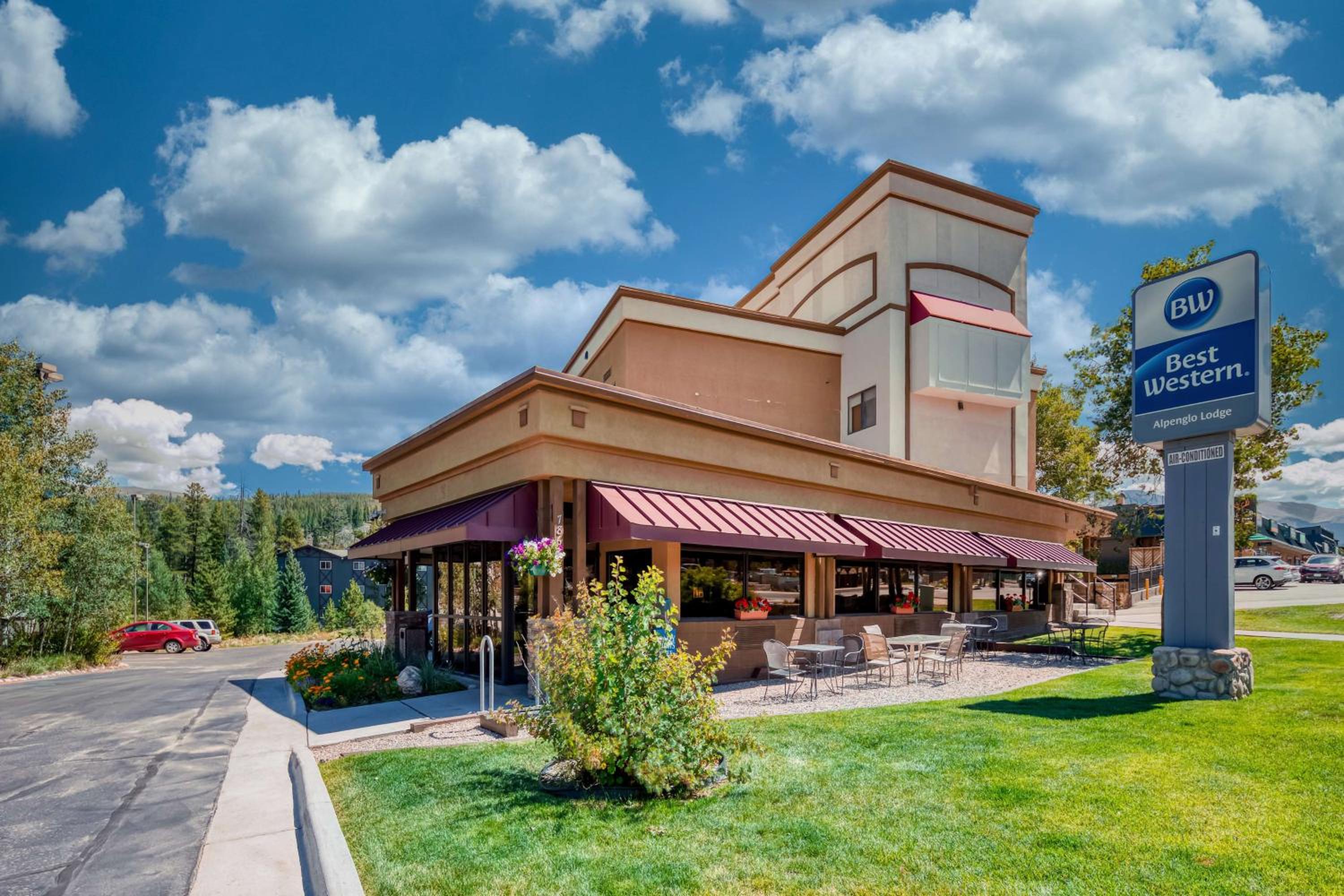 Best Western Alpenglo Lodge - Property Image 5
