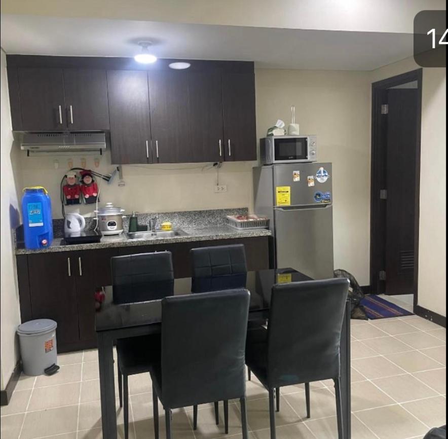 San Lorenzo Place Condo Tower 1 & 2 Bedrooms view 4