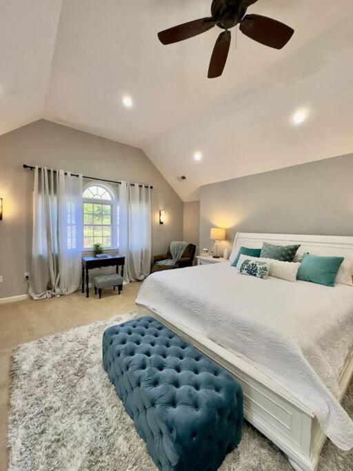 Luxurious Spacious Haven Retreat - Close2Boston view 4