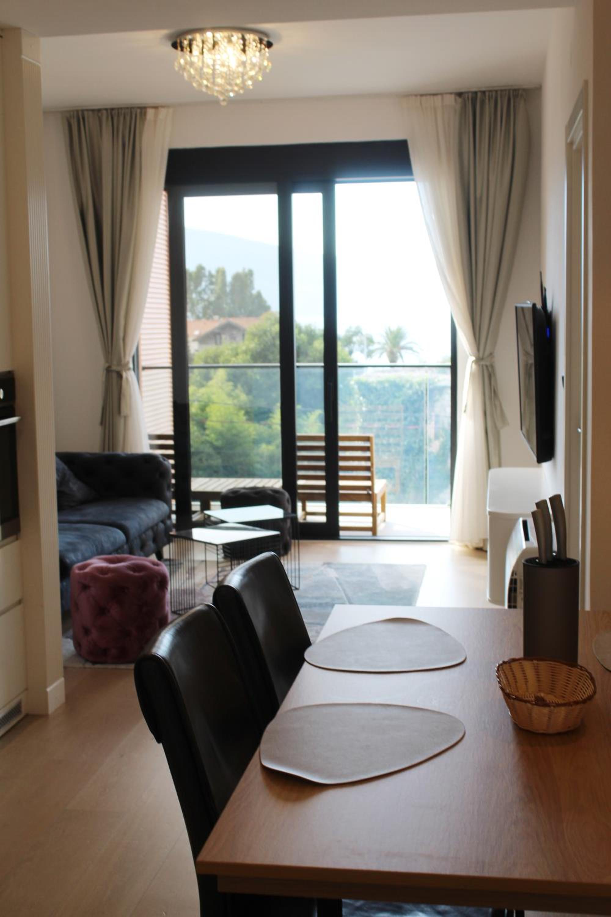 Manor Apartment