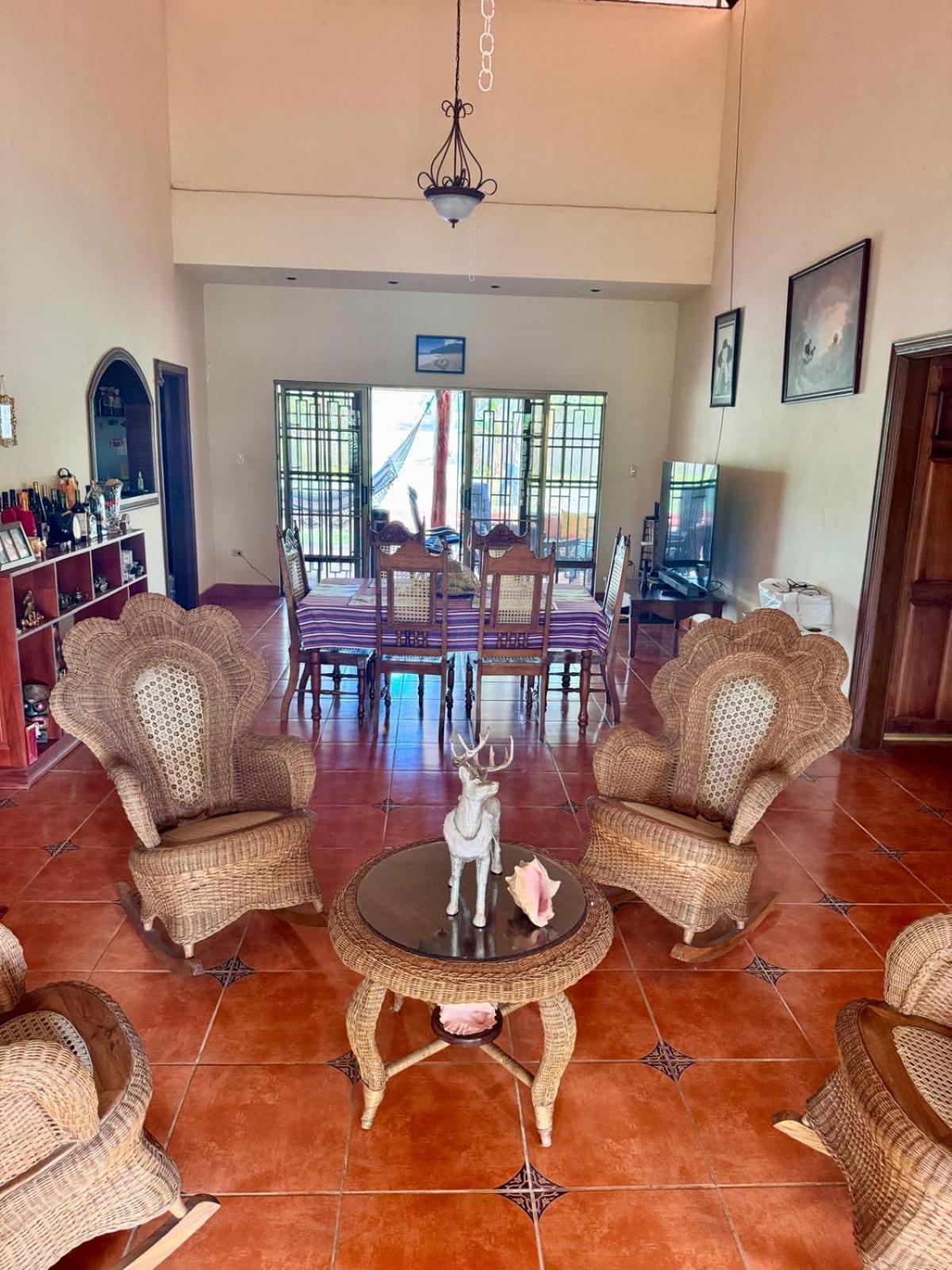 Casa Bella