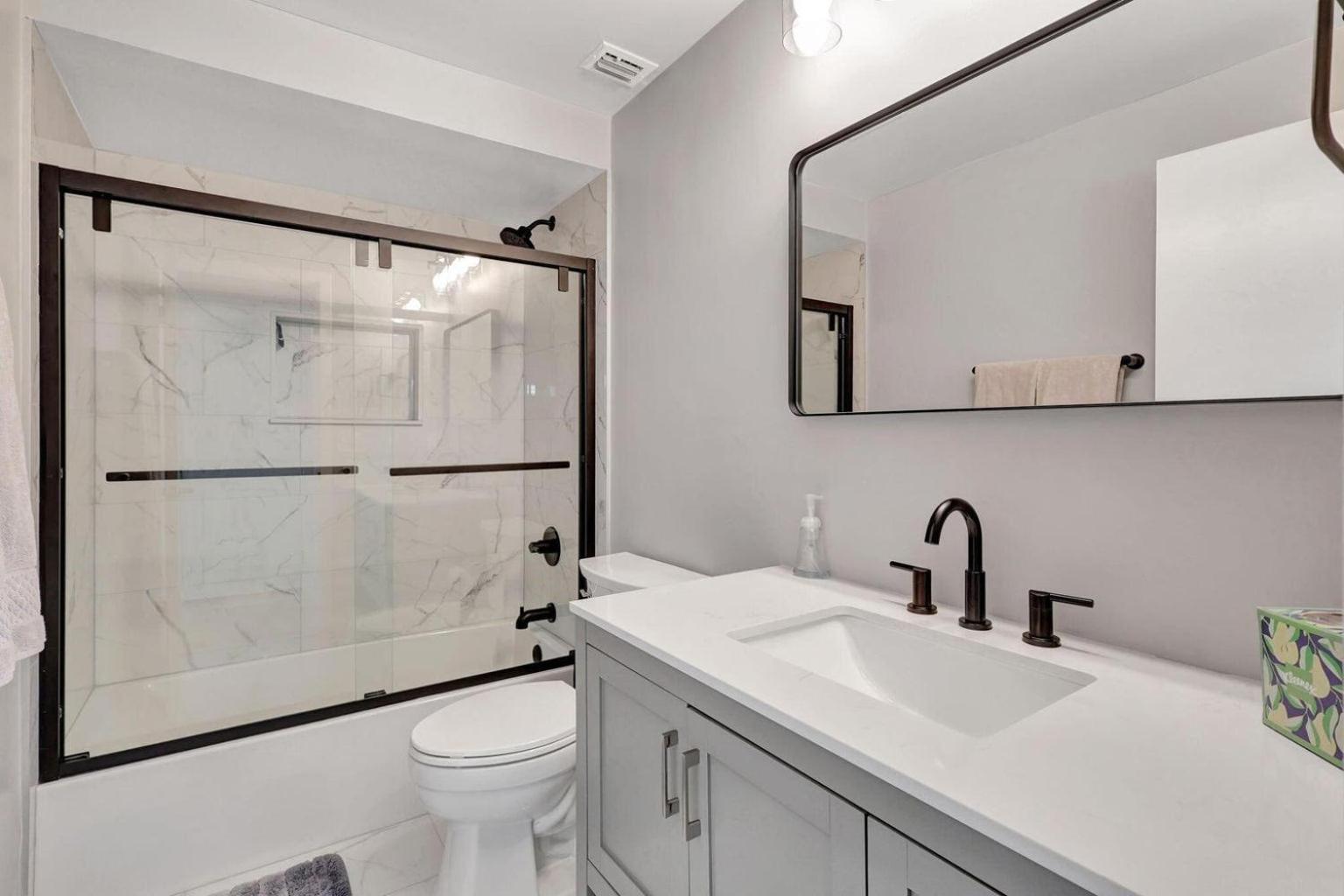 West Palm Beach Vacations - Private Cottage in West Palm Beach Florida - Property Image 2