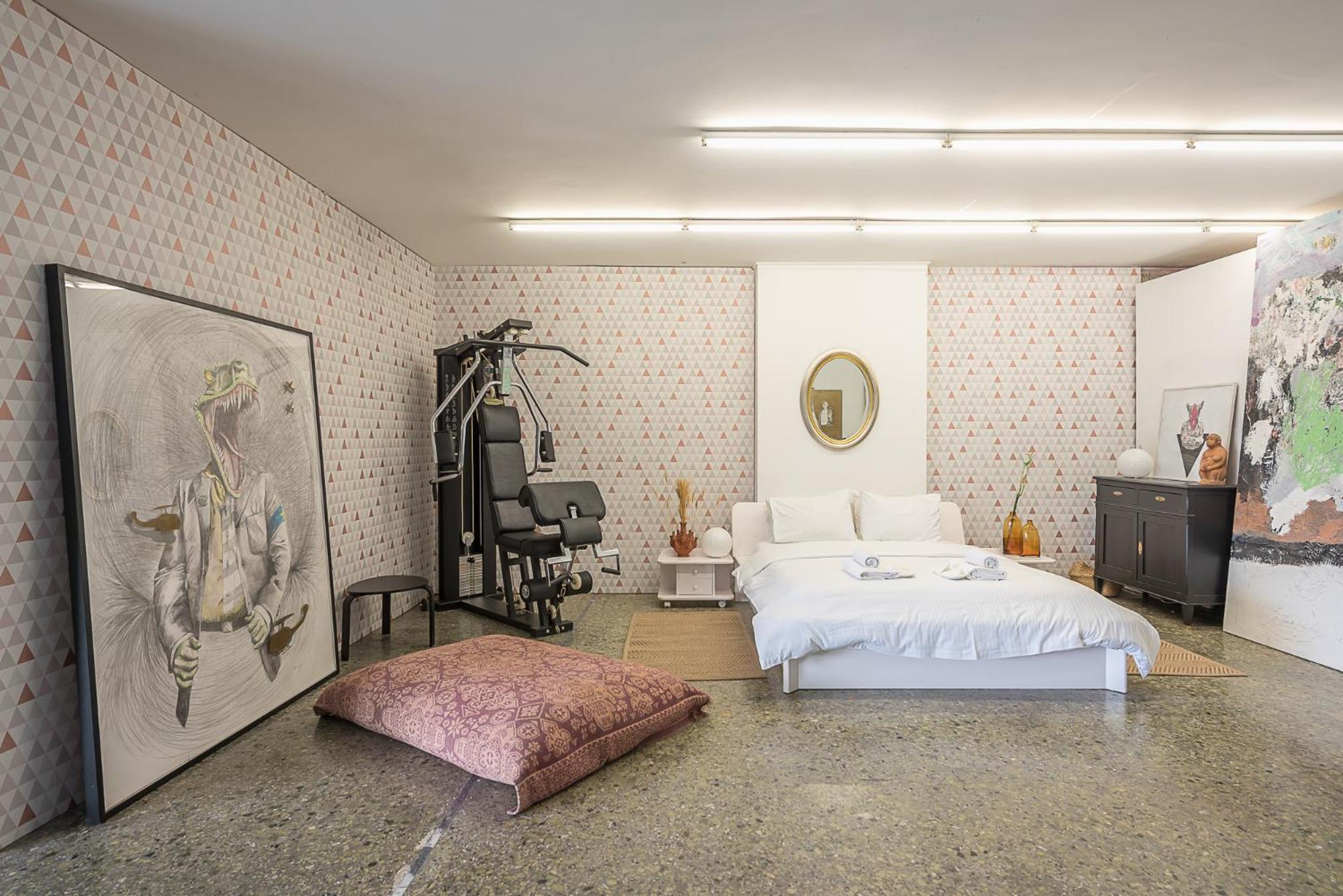 bedroom