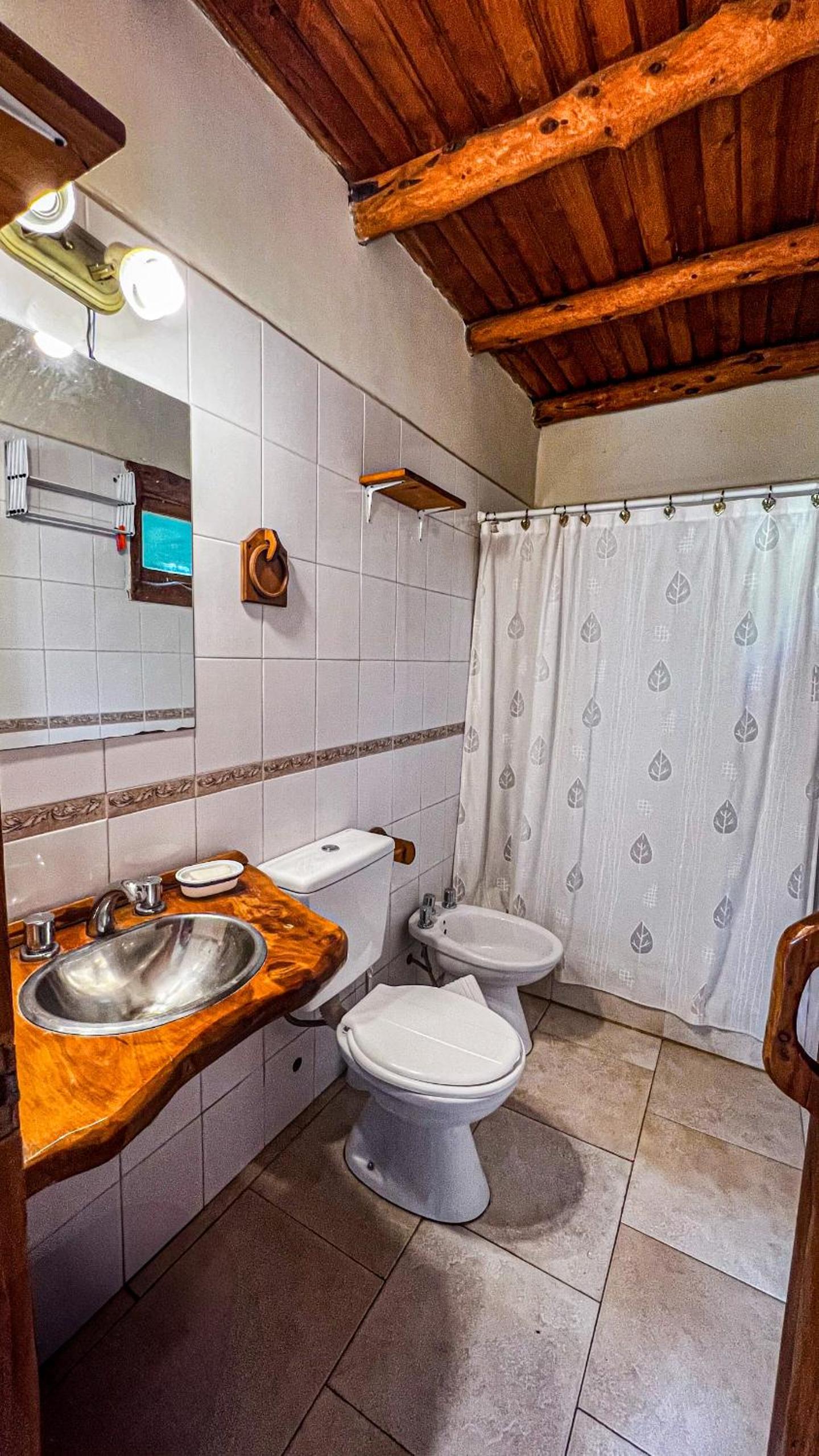 Cabana para 5 personas cerca de los lagos y Puerto Panuelos