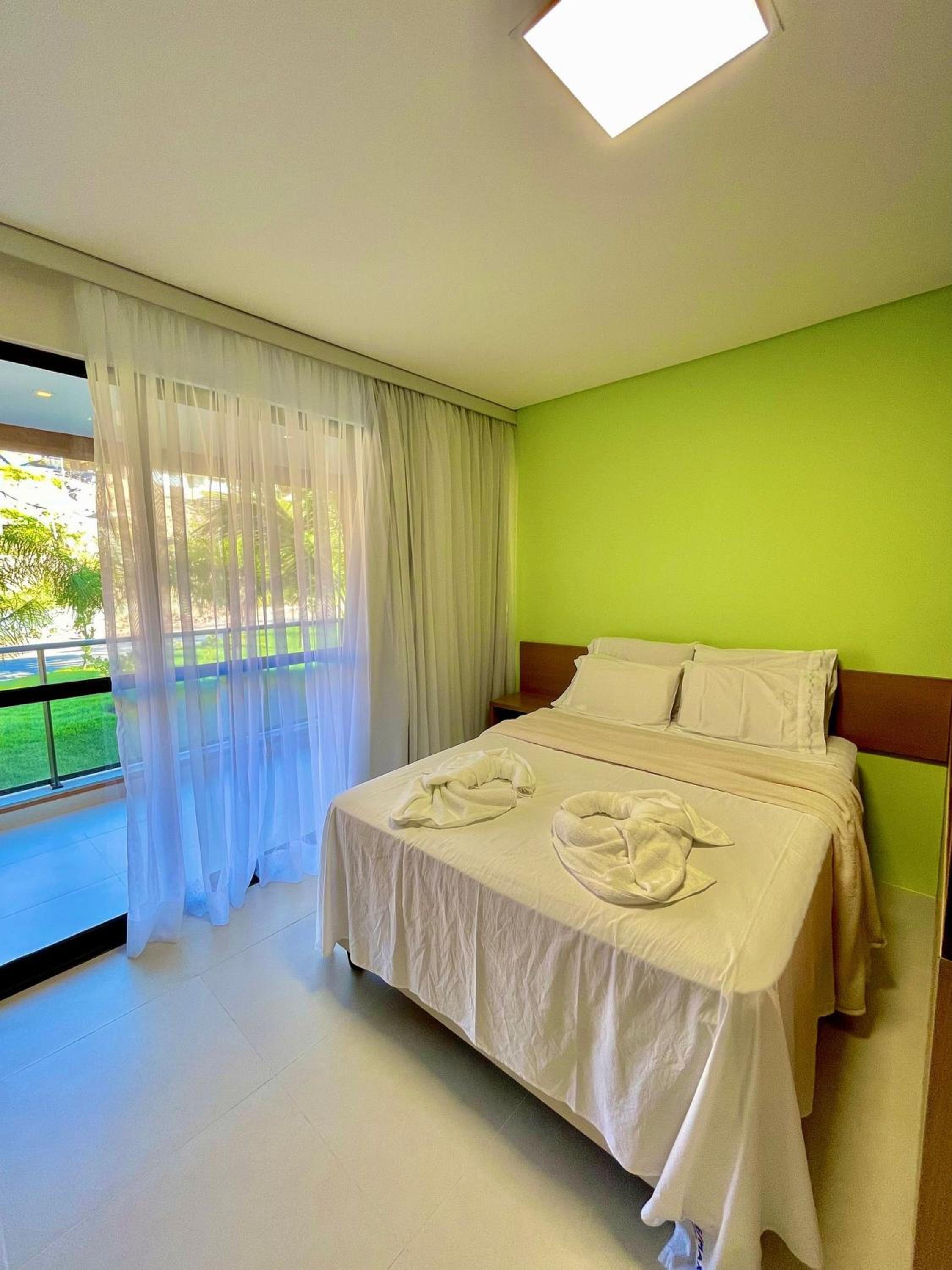 Flats, Apartamentos e Bangalôs na Praia dos Carneiros, ao lado da Igrejinha de São Benedito