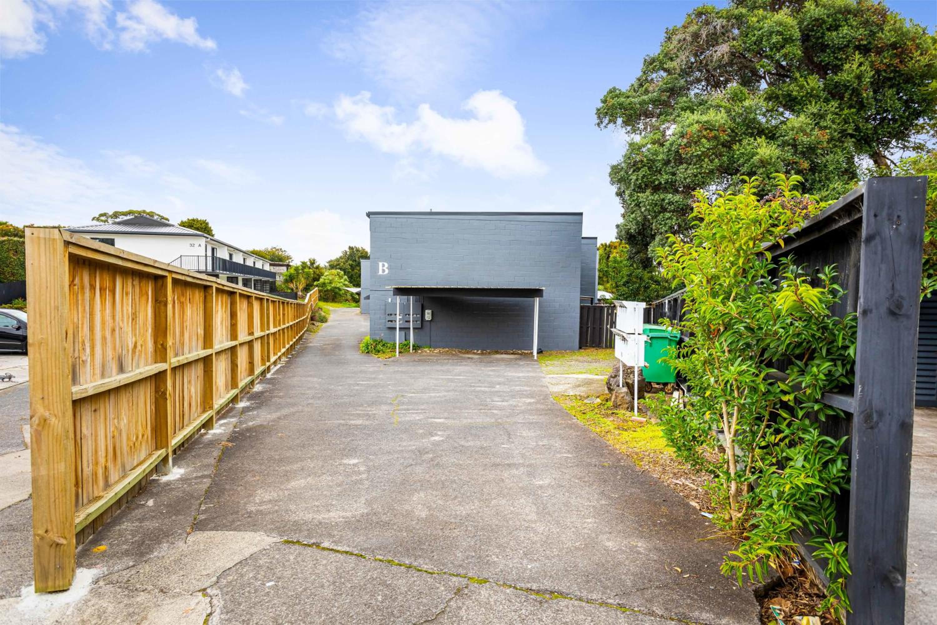 Lovely Ellerslie 2-bedroom unit view 2