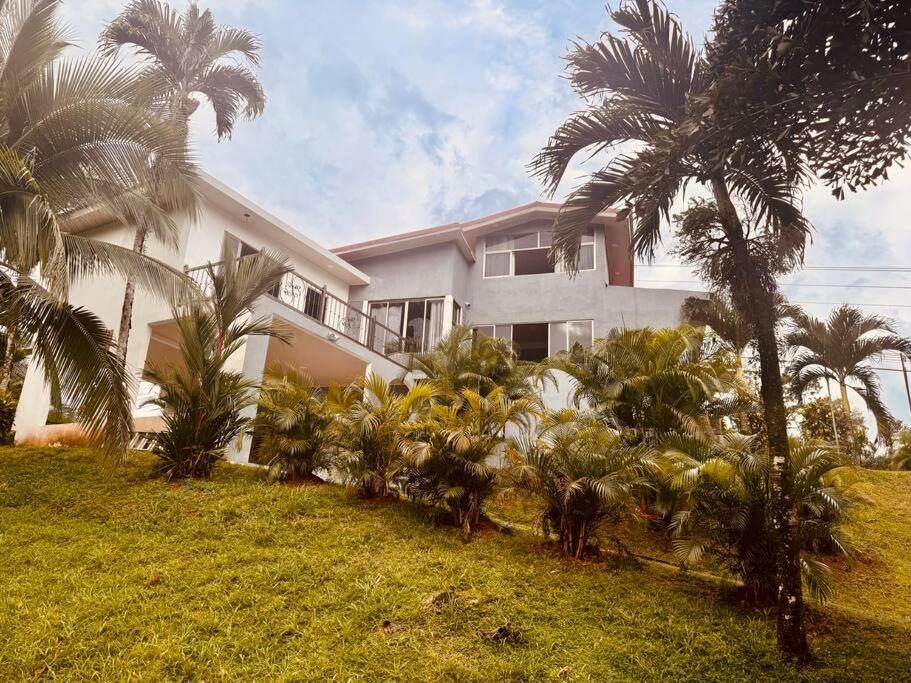 Villa Alexis La Fortuna
