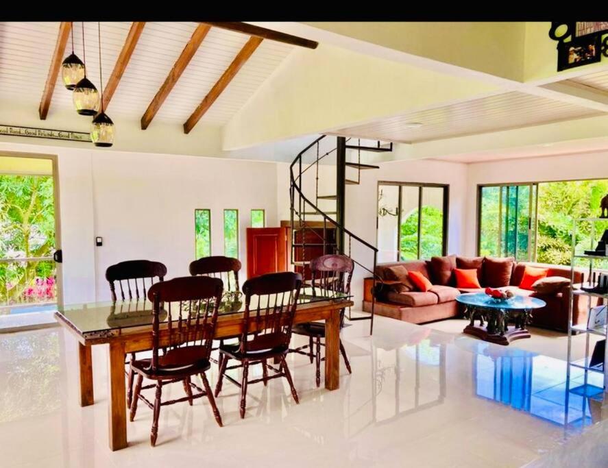 Villa Alexis La Fortuna