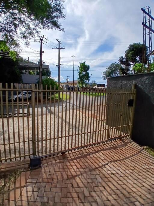IguaFallsRefugeCataratasBR-Py-AR