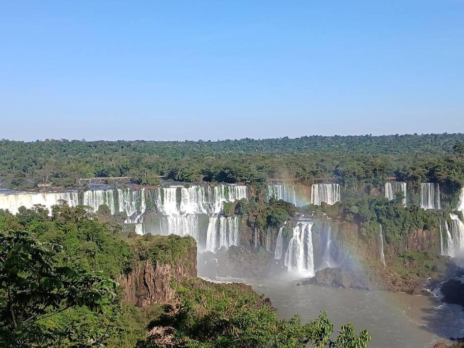 IguaFallsRefugeCataratasBR-Py-AR