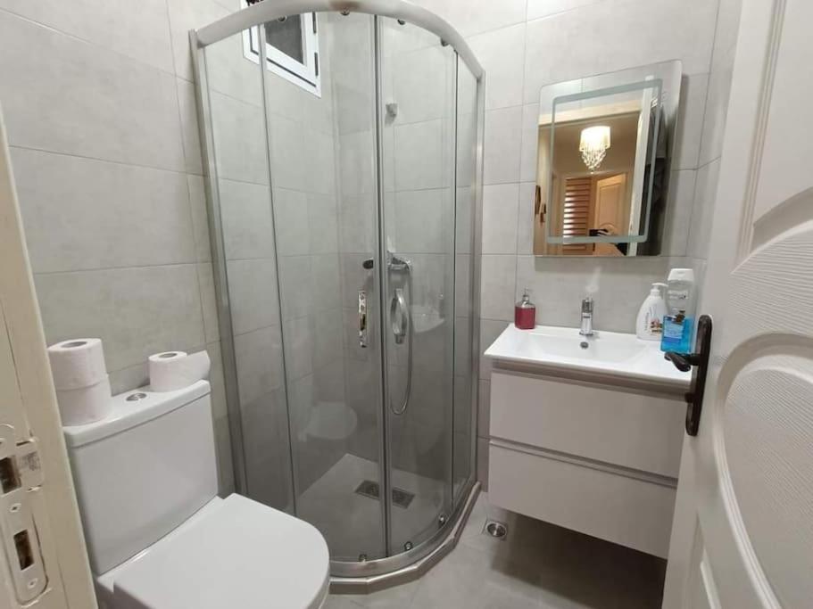 Chaleureux appartement climatisé, bonne proximité