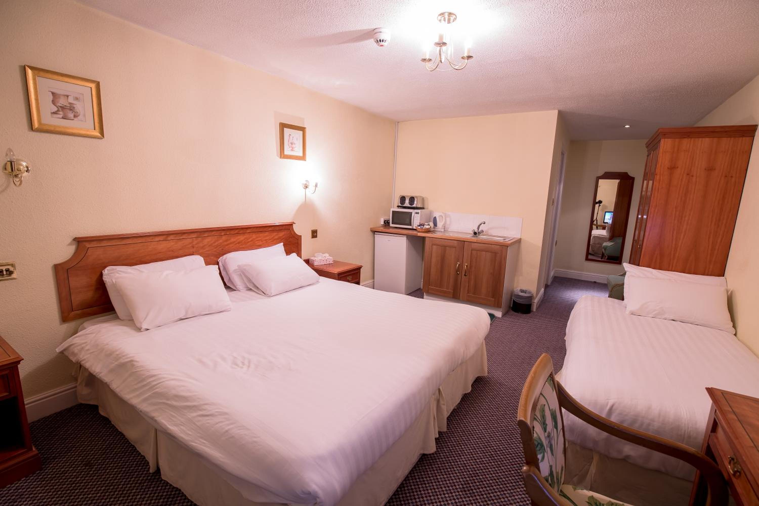 Harefield Manor Hotel, photo 7
