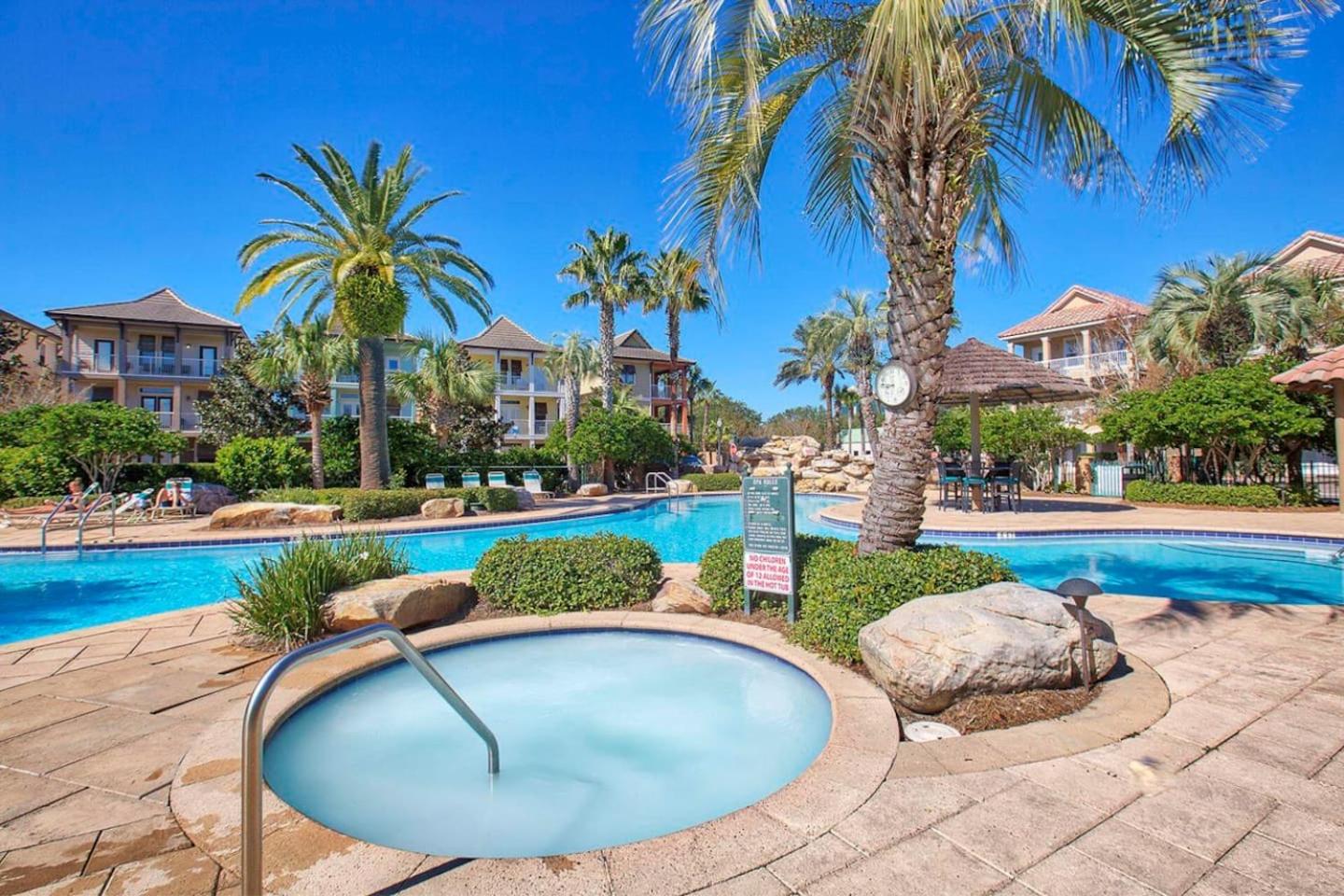 Walk2Beach - Golf Cart - Arcades - Stocked Kitchen view 5