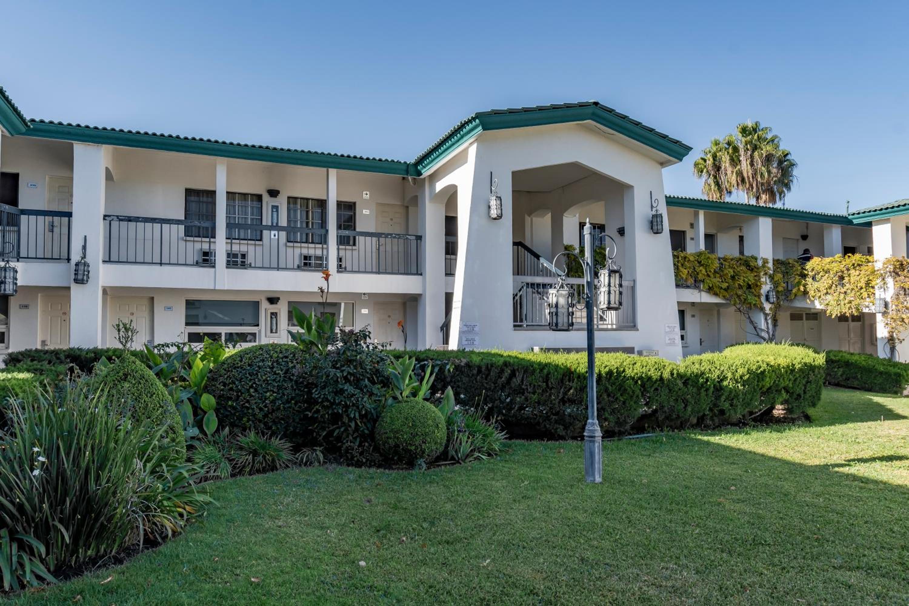 Saltillo Vacations - Quinta Dorada Hotel  Suites - Property Image 9