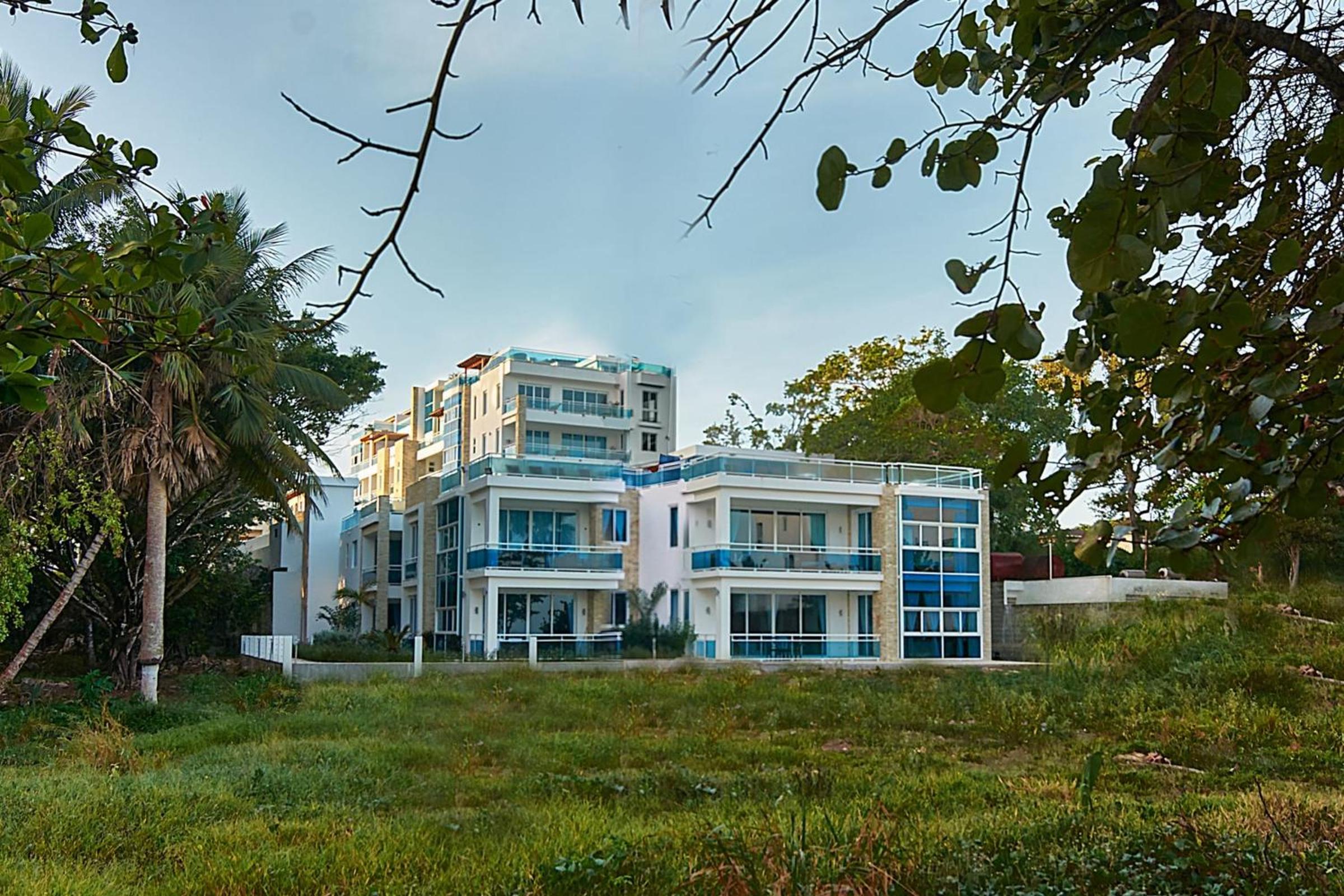 Charming Beachfront Apartment with Terrace