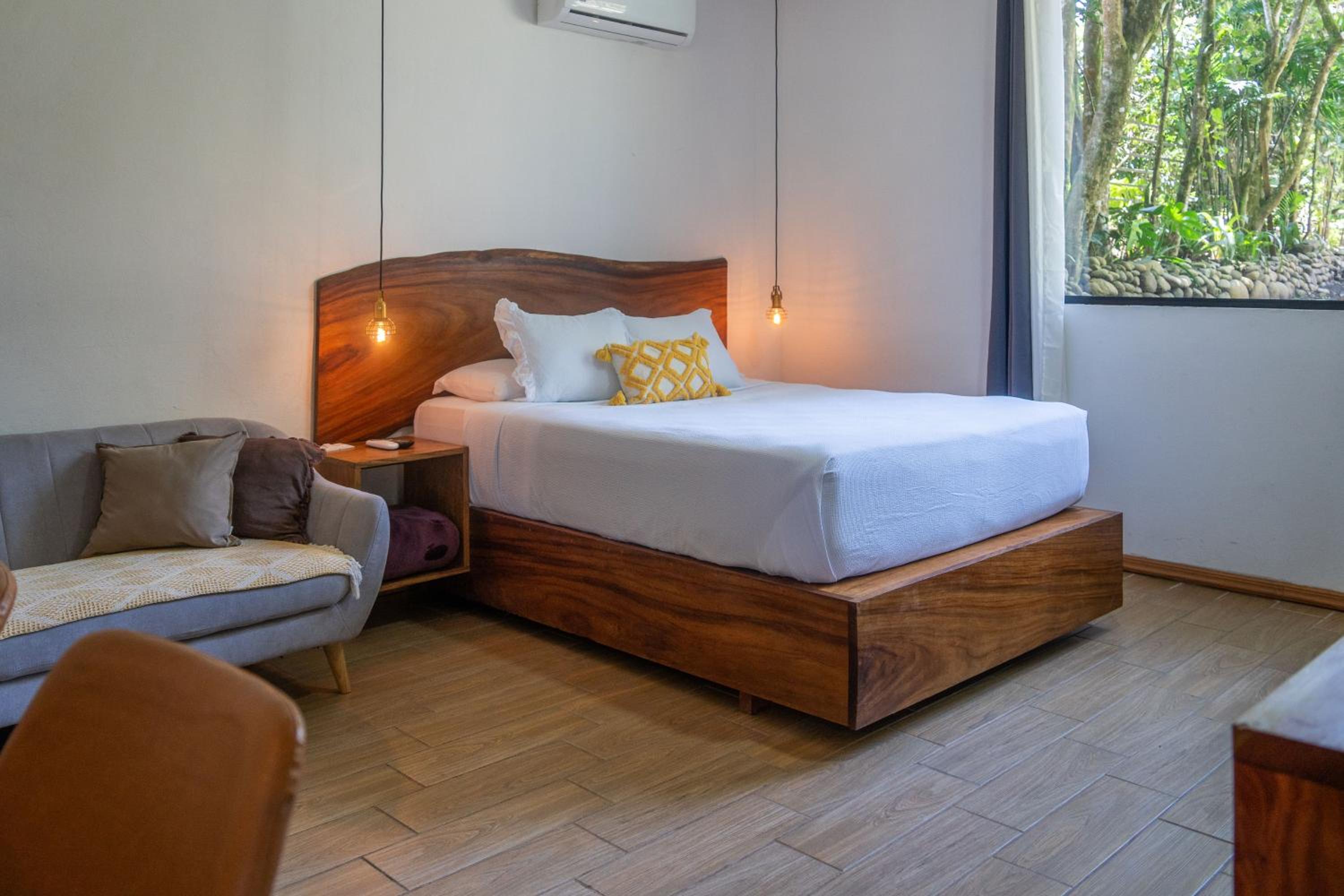 Casa Violeta Home rentals