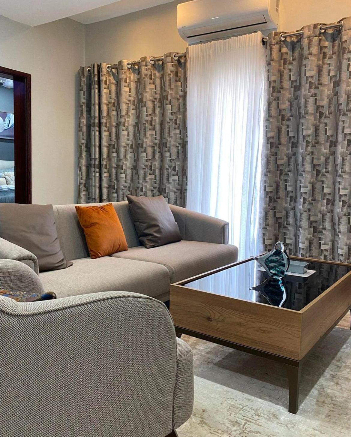 Stylish 1-Bedroom Apartment at Aqua View