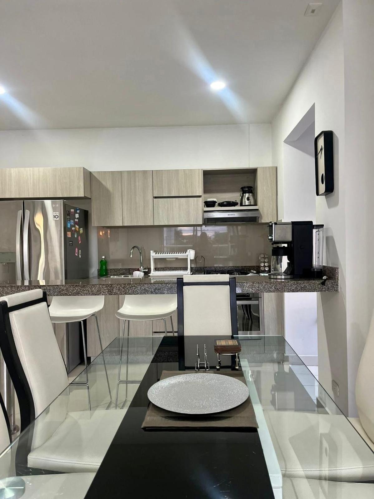 Arriendo apartamento amoblado