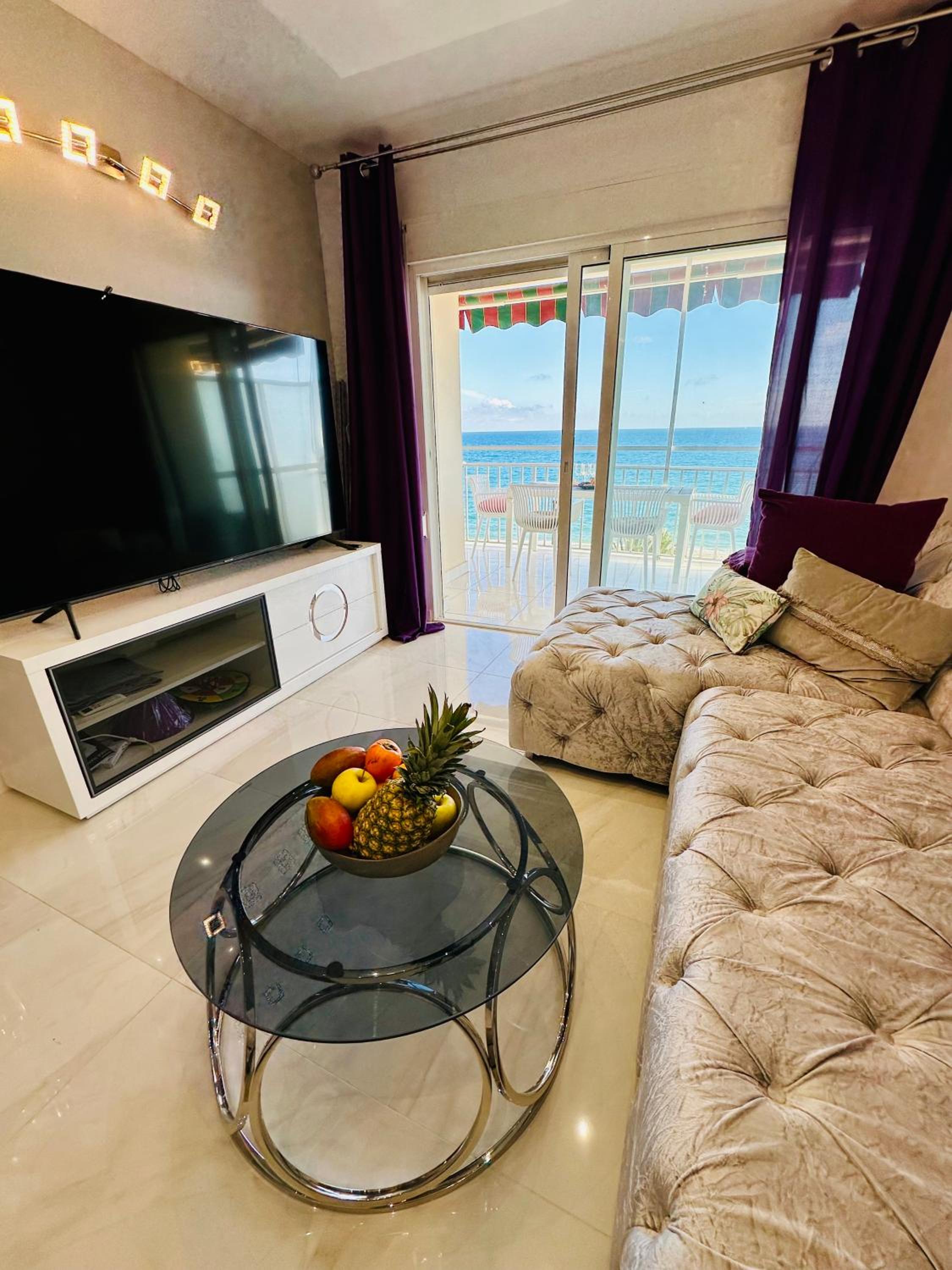 Horizonte 2 Beautiful apartment with incredible sea view at first line of Fuengirola beach