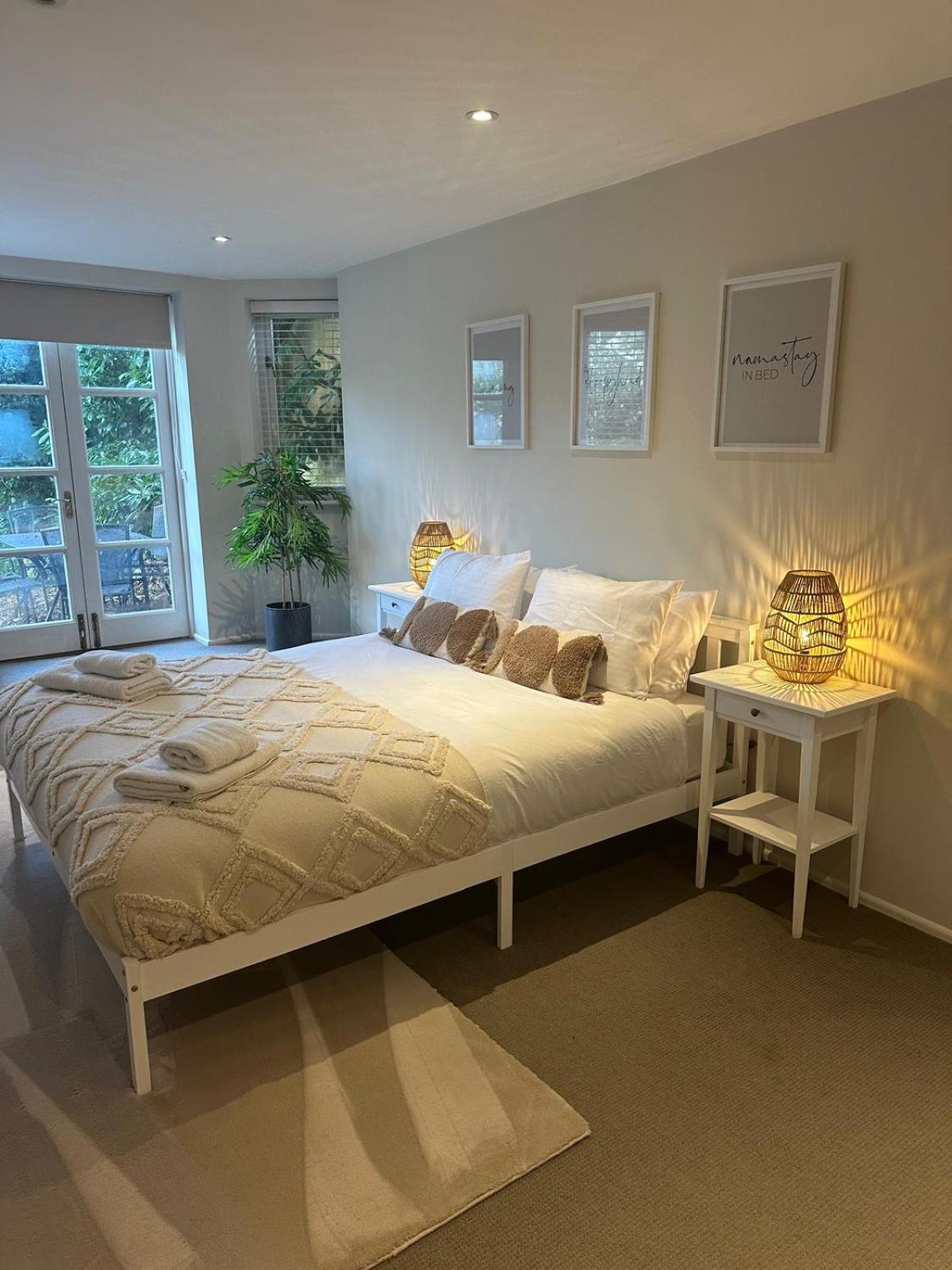 Woodfalls Luxury Getaway