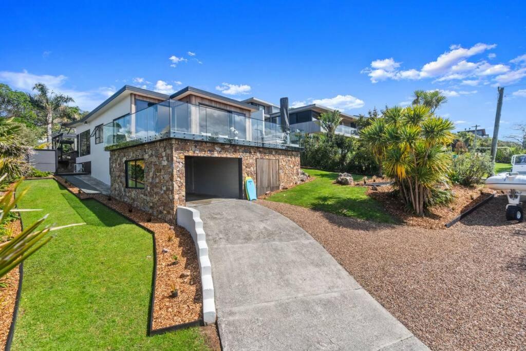 KARU HOUSE - Coast and Country view 5