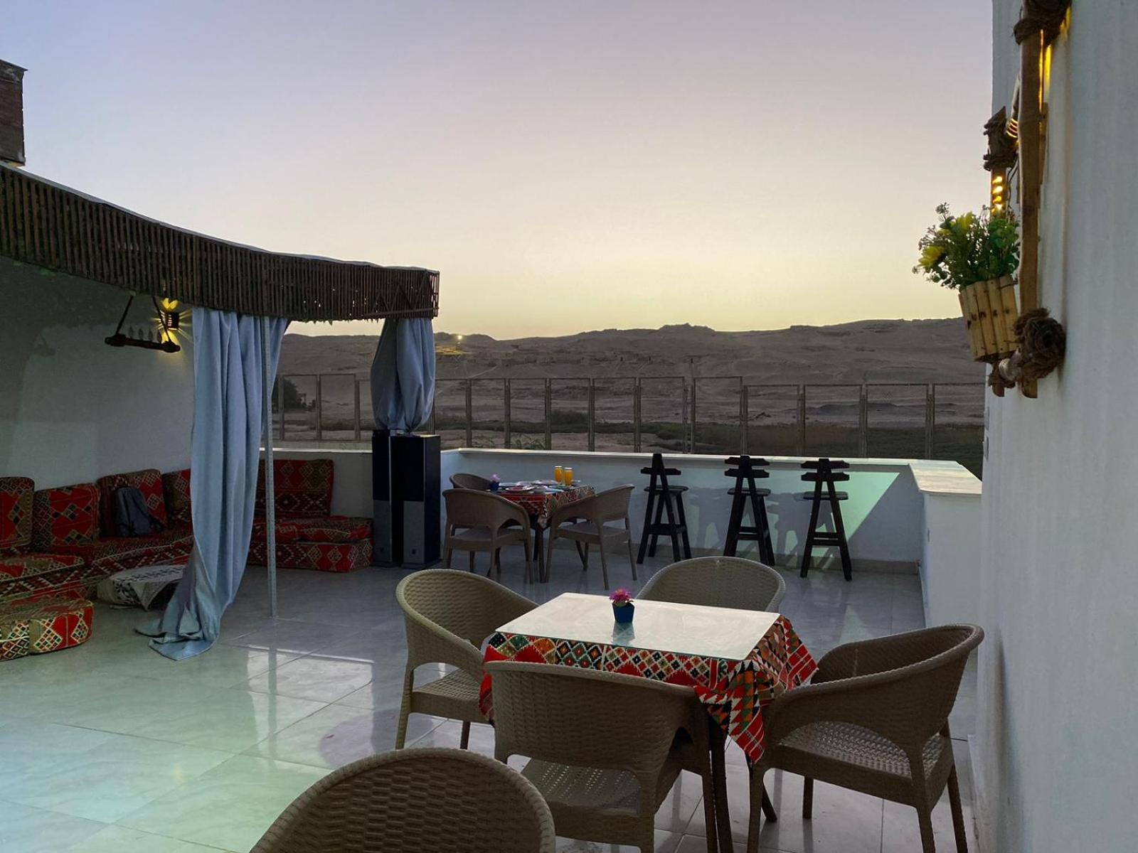 Villa Pyramids View