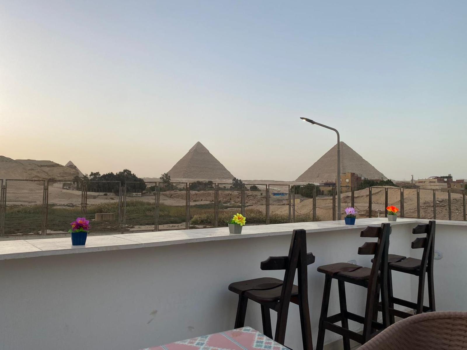 Villa Pyramids View