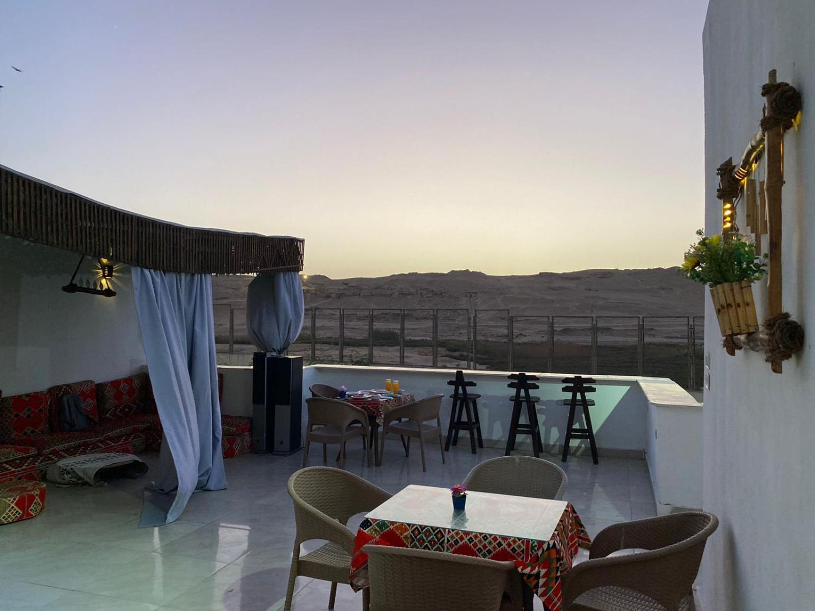 Villa Pyramids View