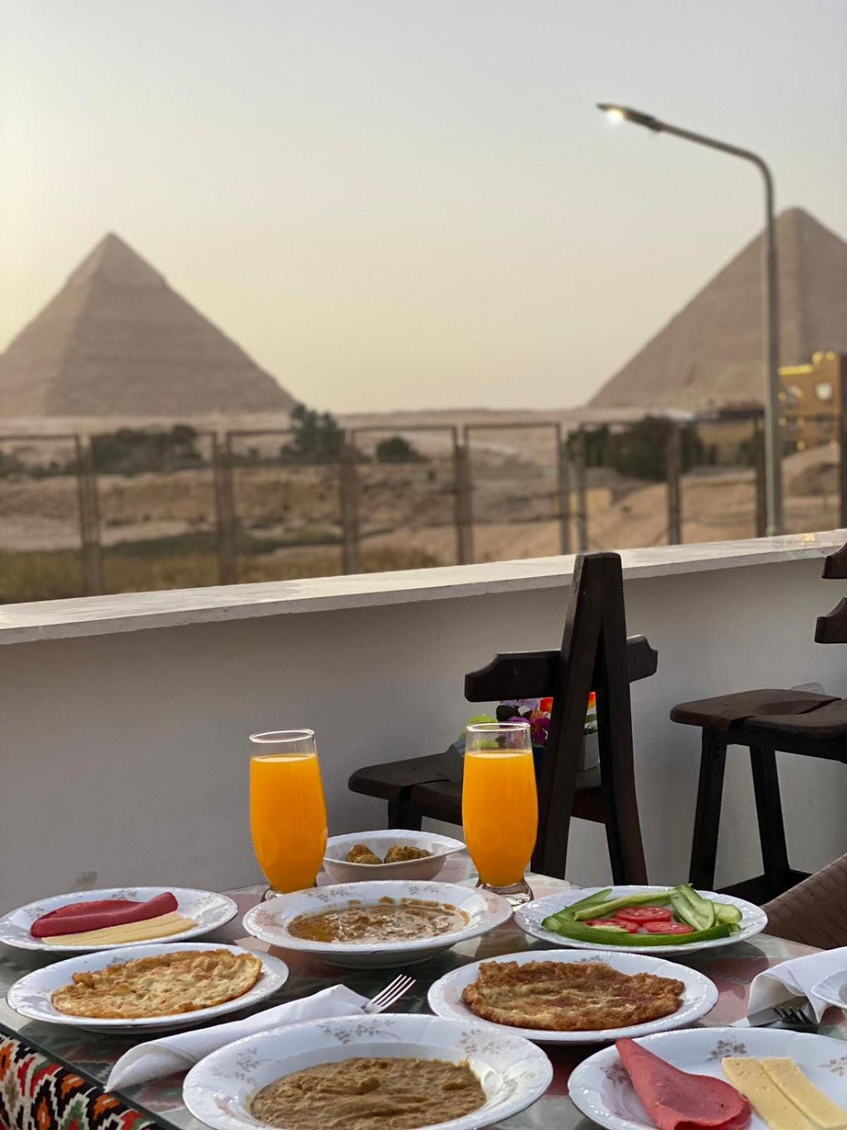 Villa Pyramids View