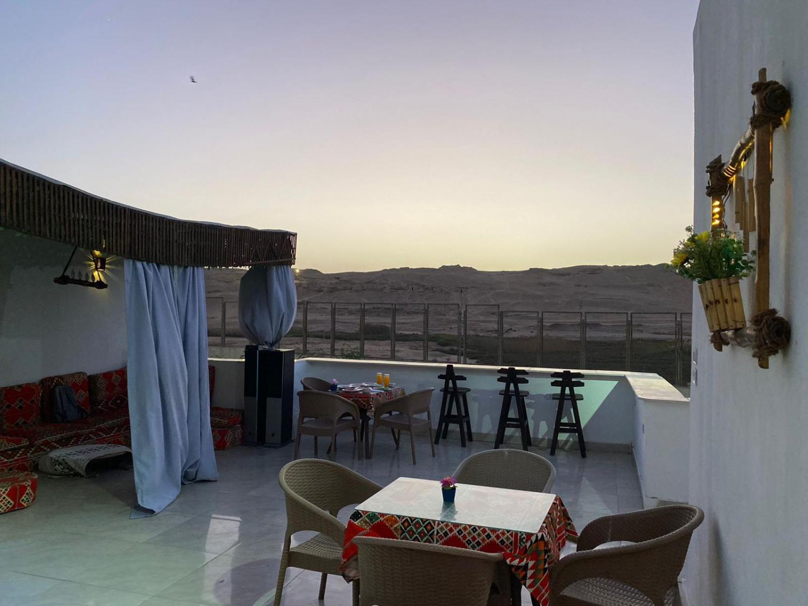 Villa Pyramids View
