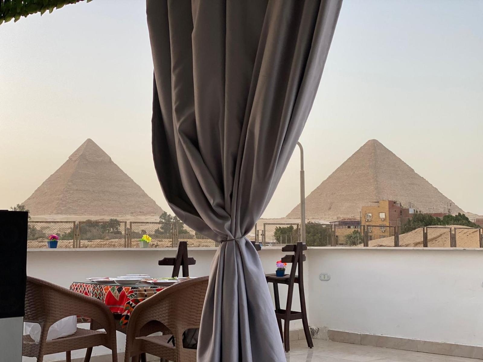 Villa Pyramids View