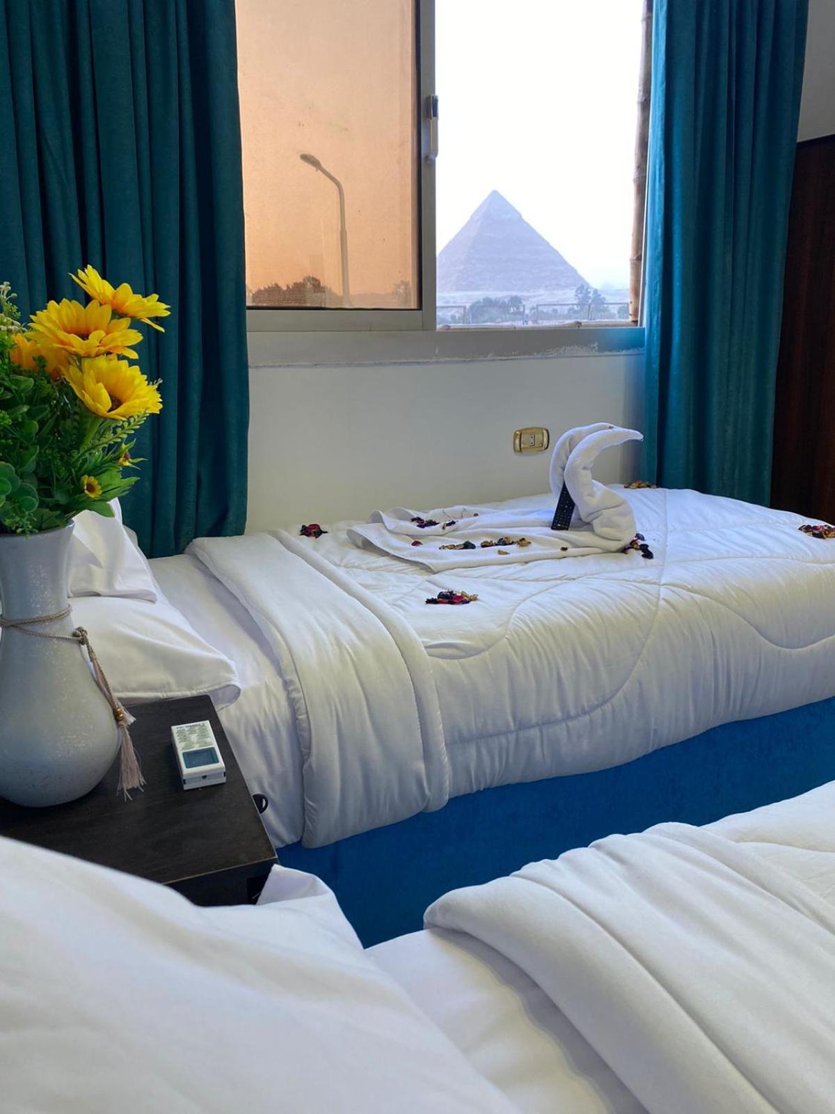 Villa Pyramids View